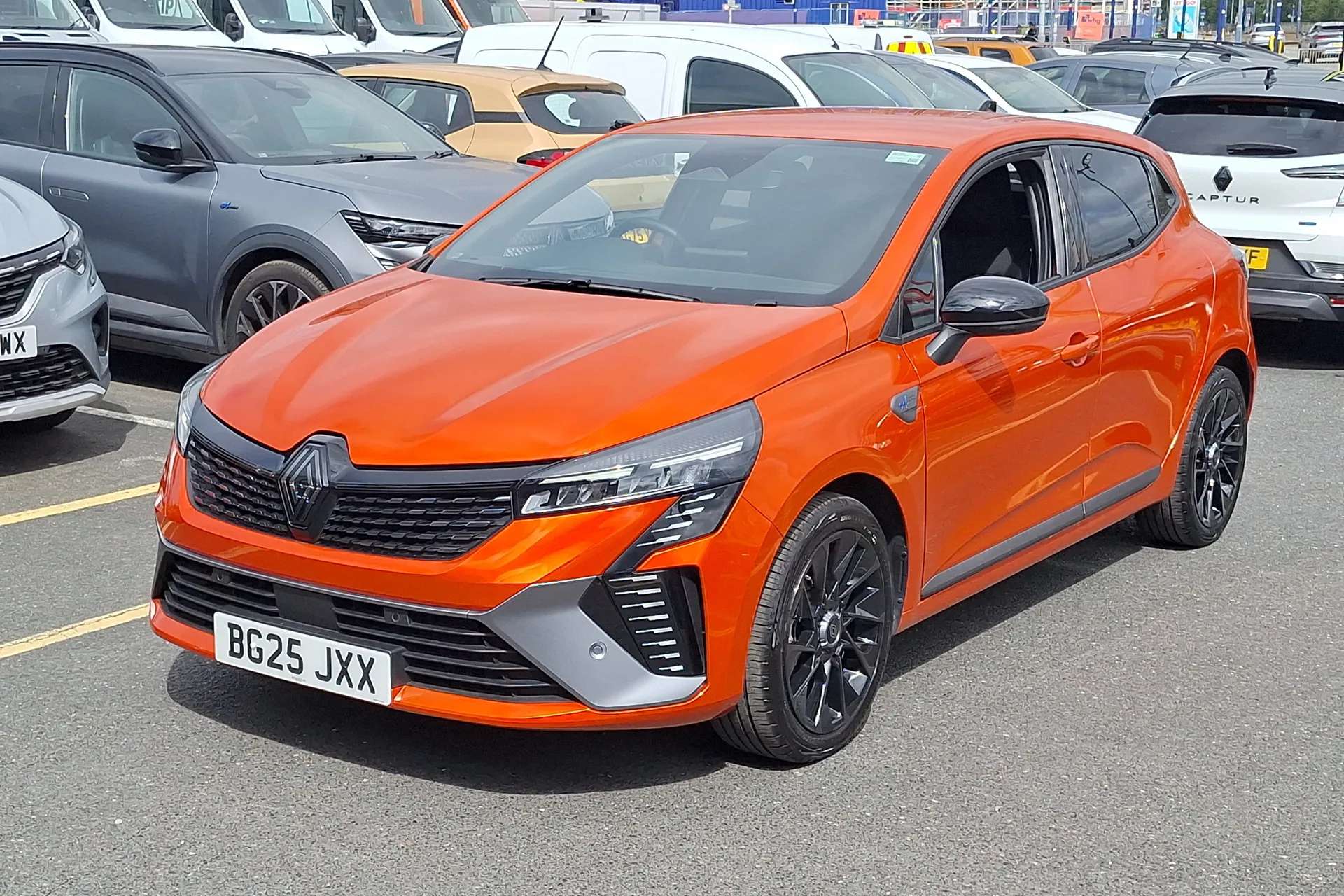 2025 RENAULT CLIO 2025 RENAULT CLIO