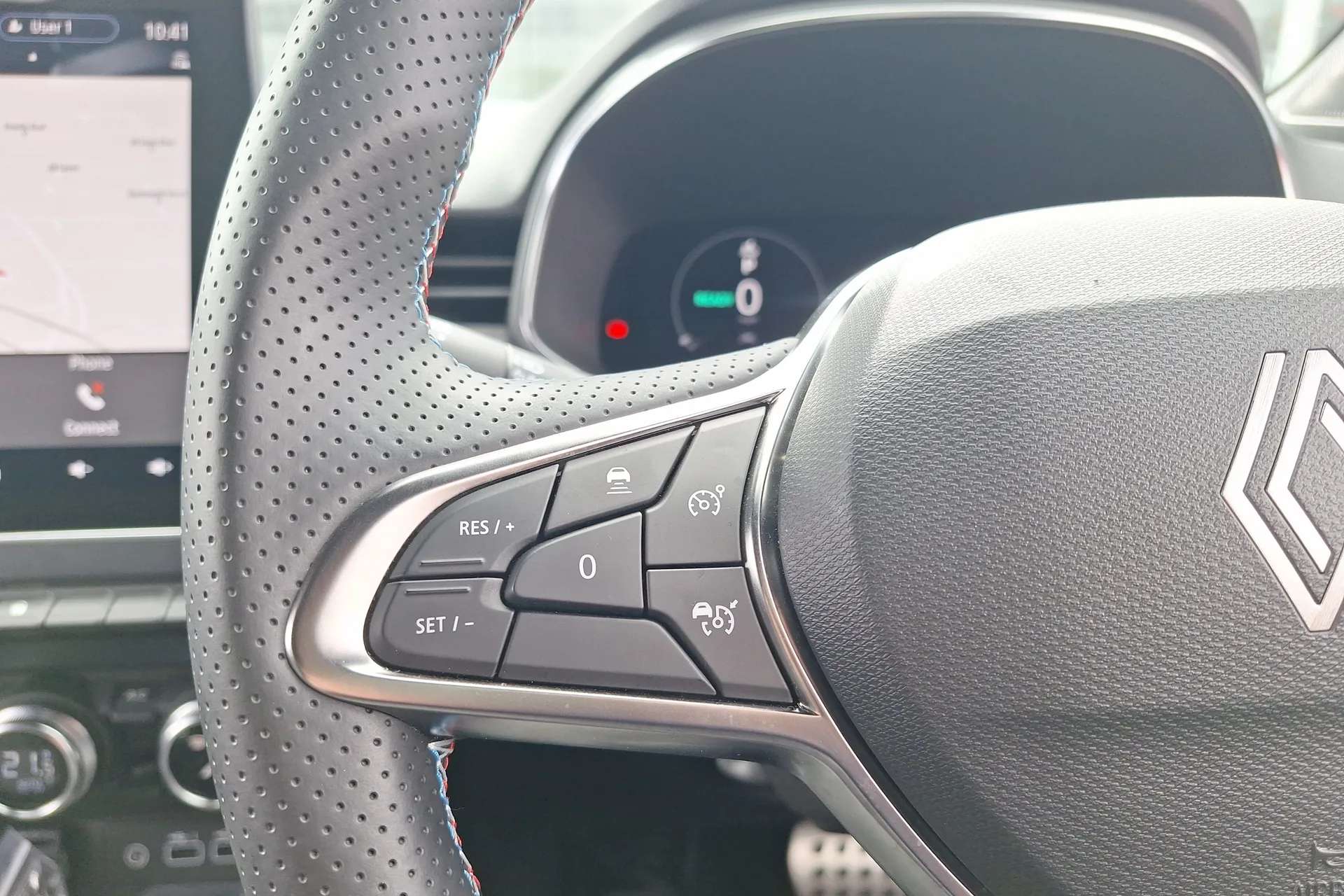 2025 RENAULT CLIO 2025 RENAULT CLIO