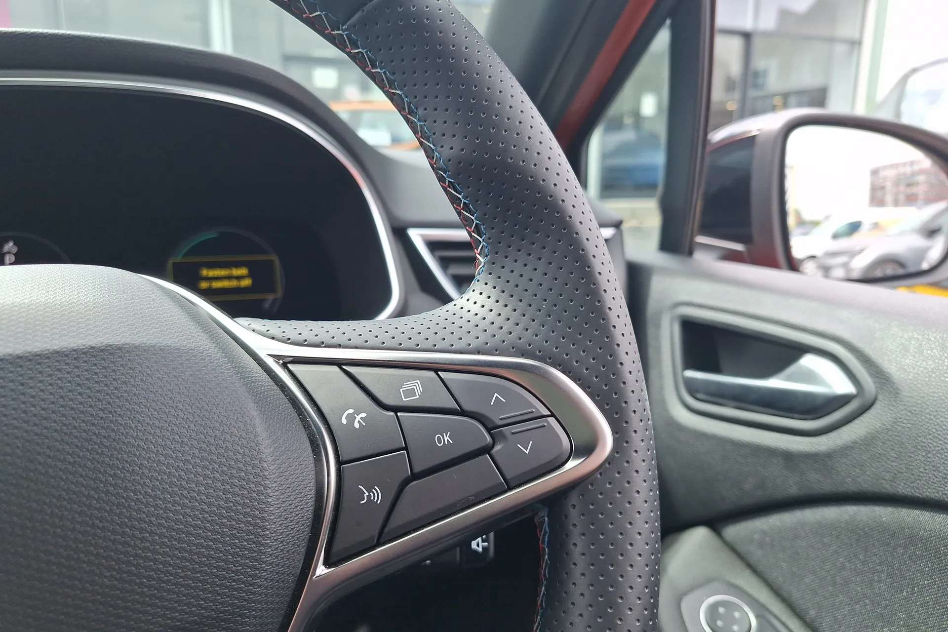 2025 RENAULT CLIO 2025 RENAULT CLIO