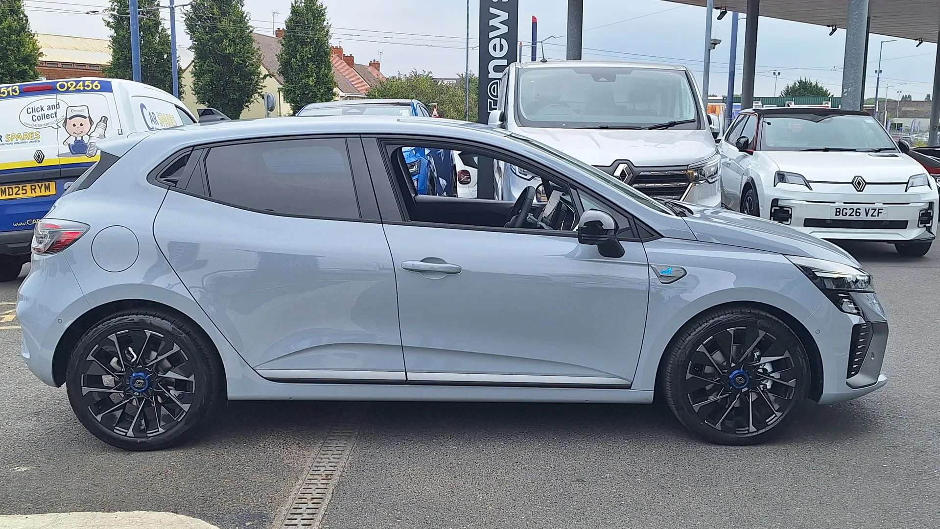 2026 RENAULT CLIO 2026 RENAULT CLIO