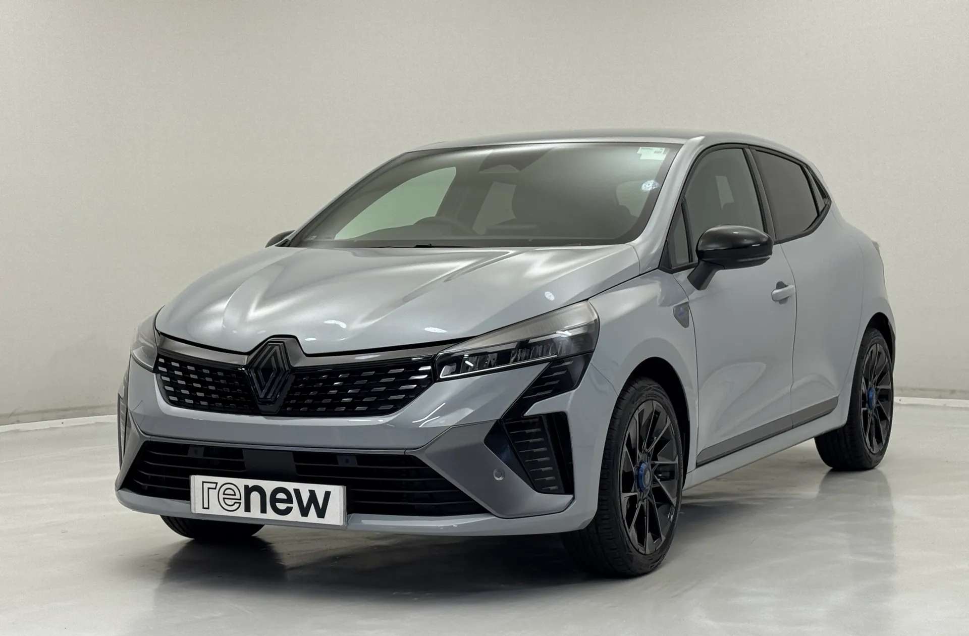 A 2025 RENAULT CLIO 1.6 E-TECH full hybrid 145 Esprit Alpine 5dr Auto A 2025 RENAULT CLIO 1.6 E-TECH full hybrid 145 Esprit Alpine 5dr Auto