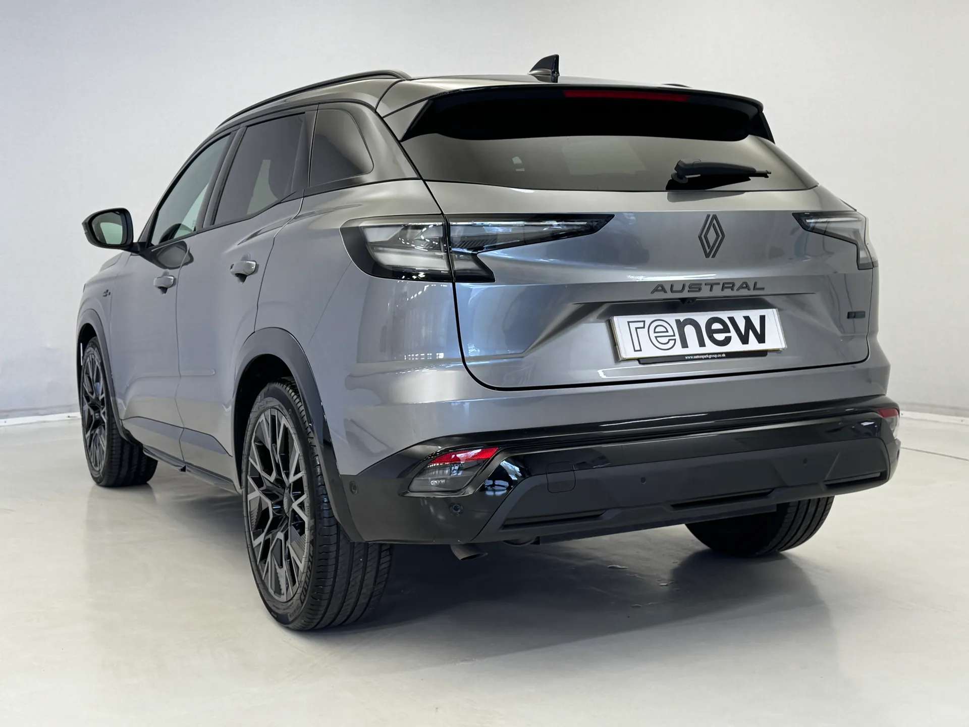 2025 RENAULT AUSTRAL 2025 RENAULT AUSTRAL