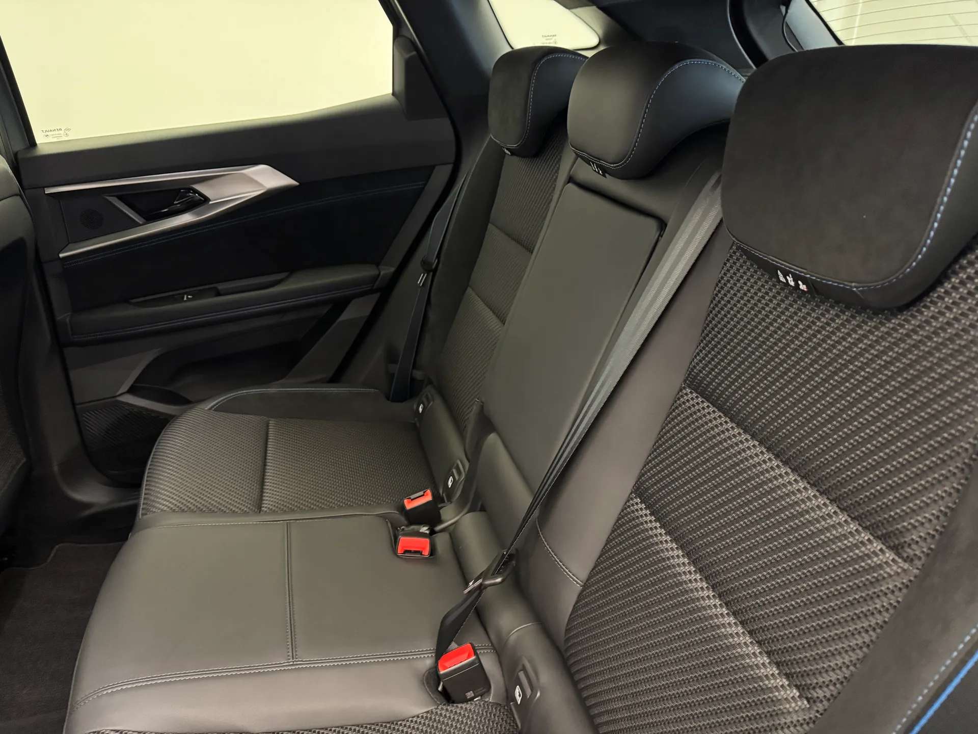 2025 RENAULT AUSTRAL 2025 RENAULT AUSTRAL