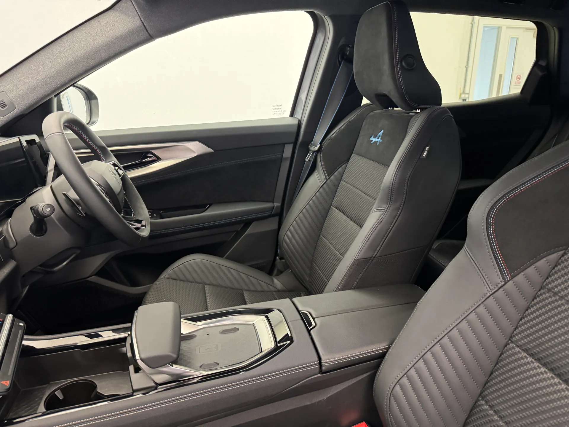 2025 RENAULT AUSTRAL 2025 RENAULT AUSTRAL