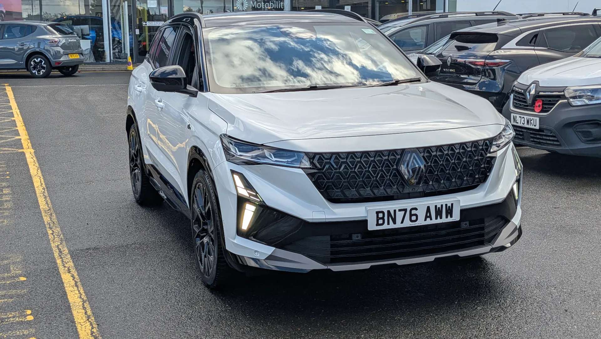 A 2026 RENAULT AUSTRAL E-Tech Full Hybrid Iconic Esprit Alpine 5dr Auto A 2026 RENAULT AUSTRAL E-Tech Full Hybrid Iconic Esprit Alpine 5dr Auto