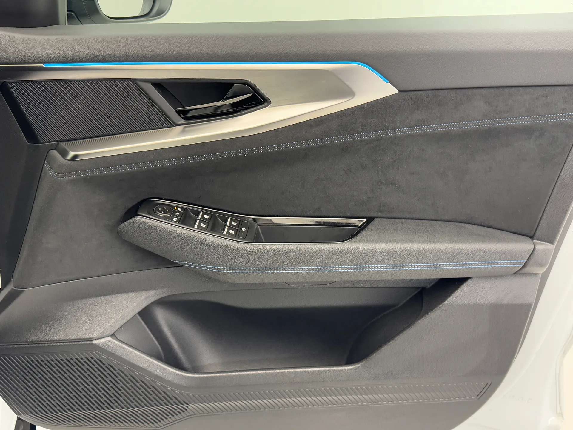 2024 RENAULT AUSTRAL 2024 RENAULT AUSTRAL