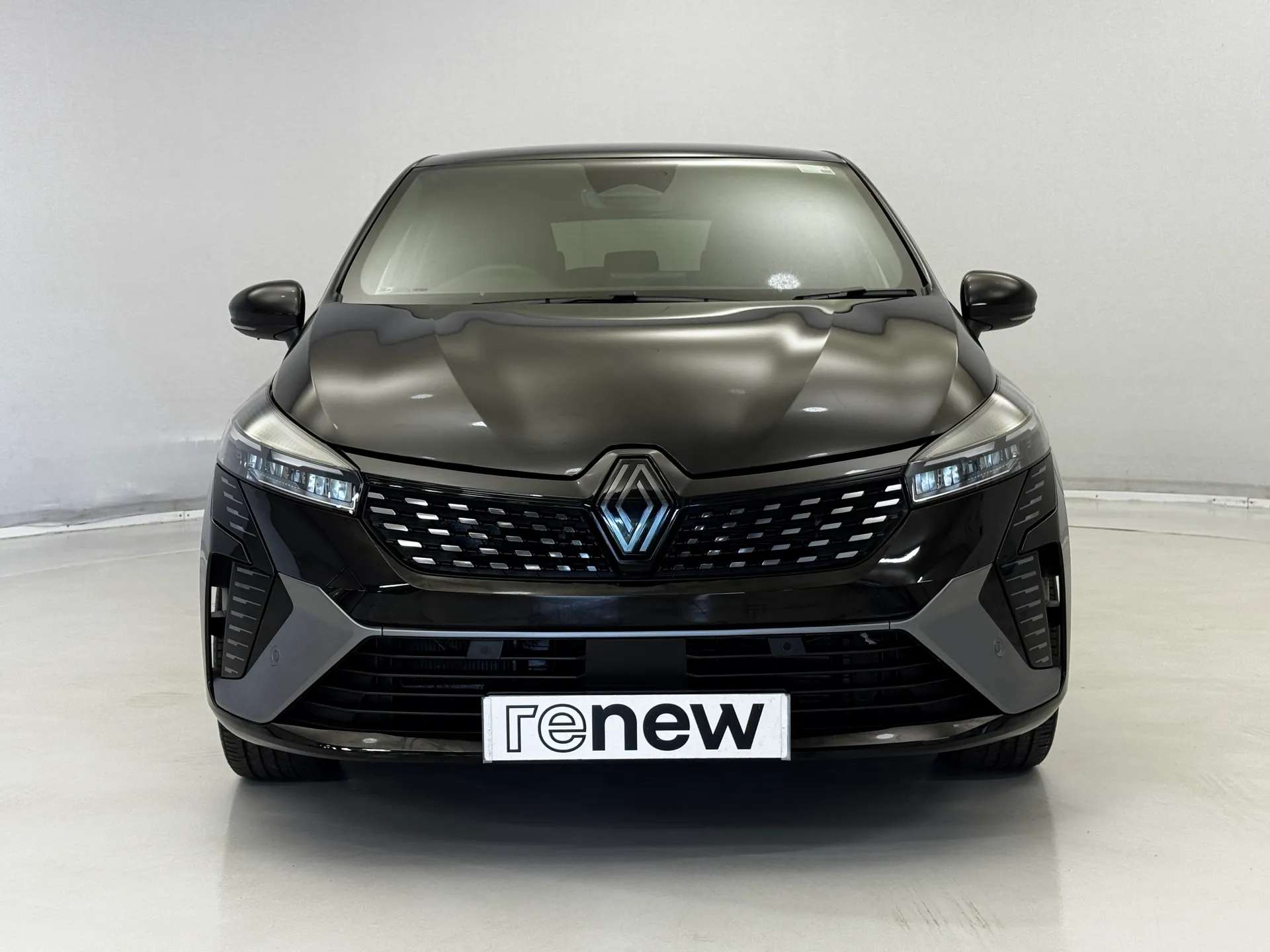 A 2025 RENAULT CLIO 1.6 E-TECH full hybrid 145 Esprit Alpine 5dr Auto A 2025 RENAULT CLIO 1.6 E-TECH full hybrid 145 Esprit Alpine 5dr Auto