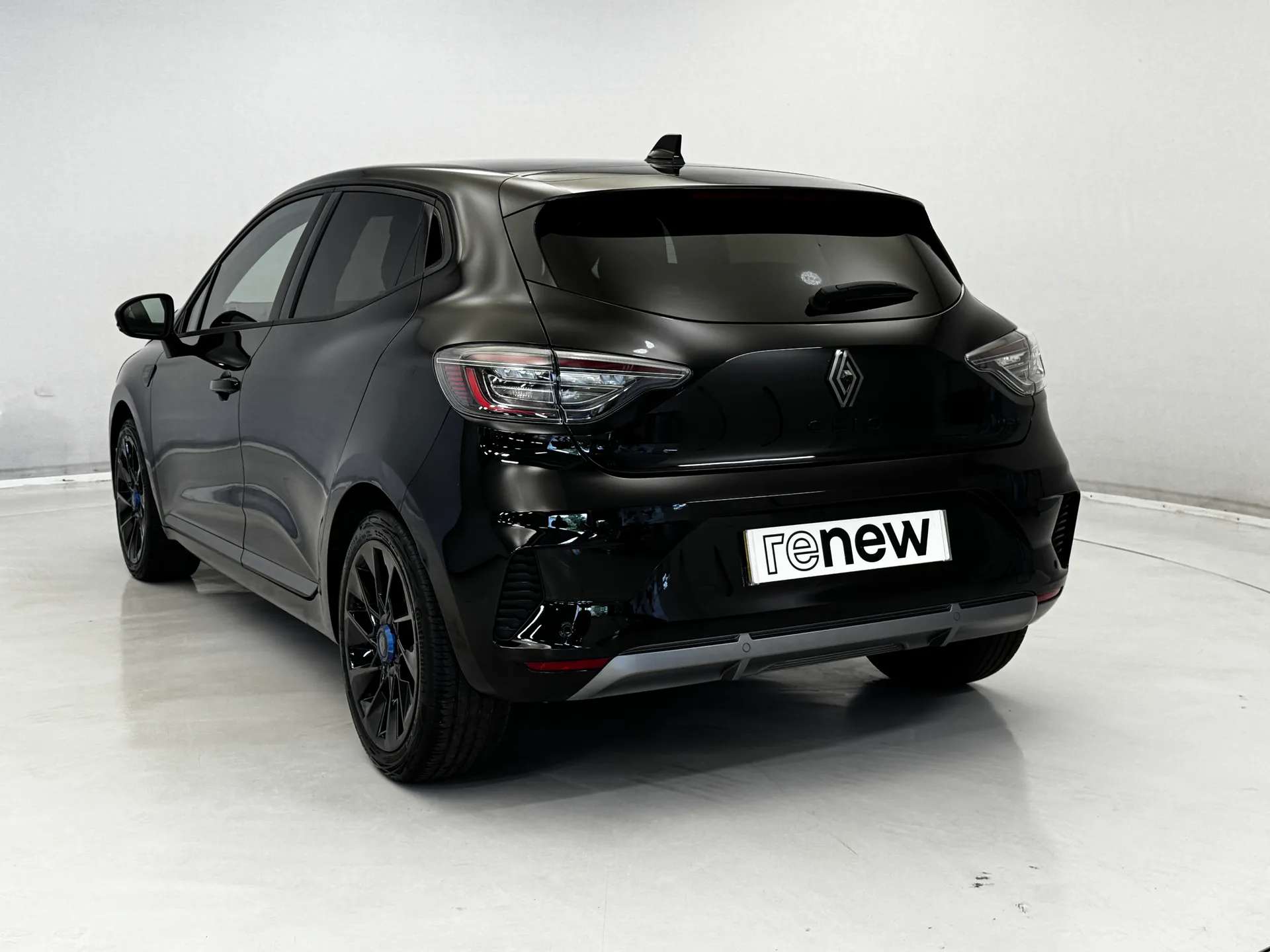 2025 RENAULT CLIO 2025 RENAULT CLIO