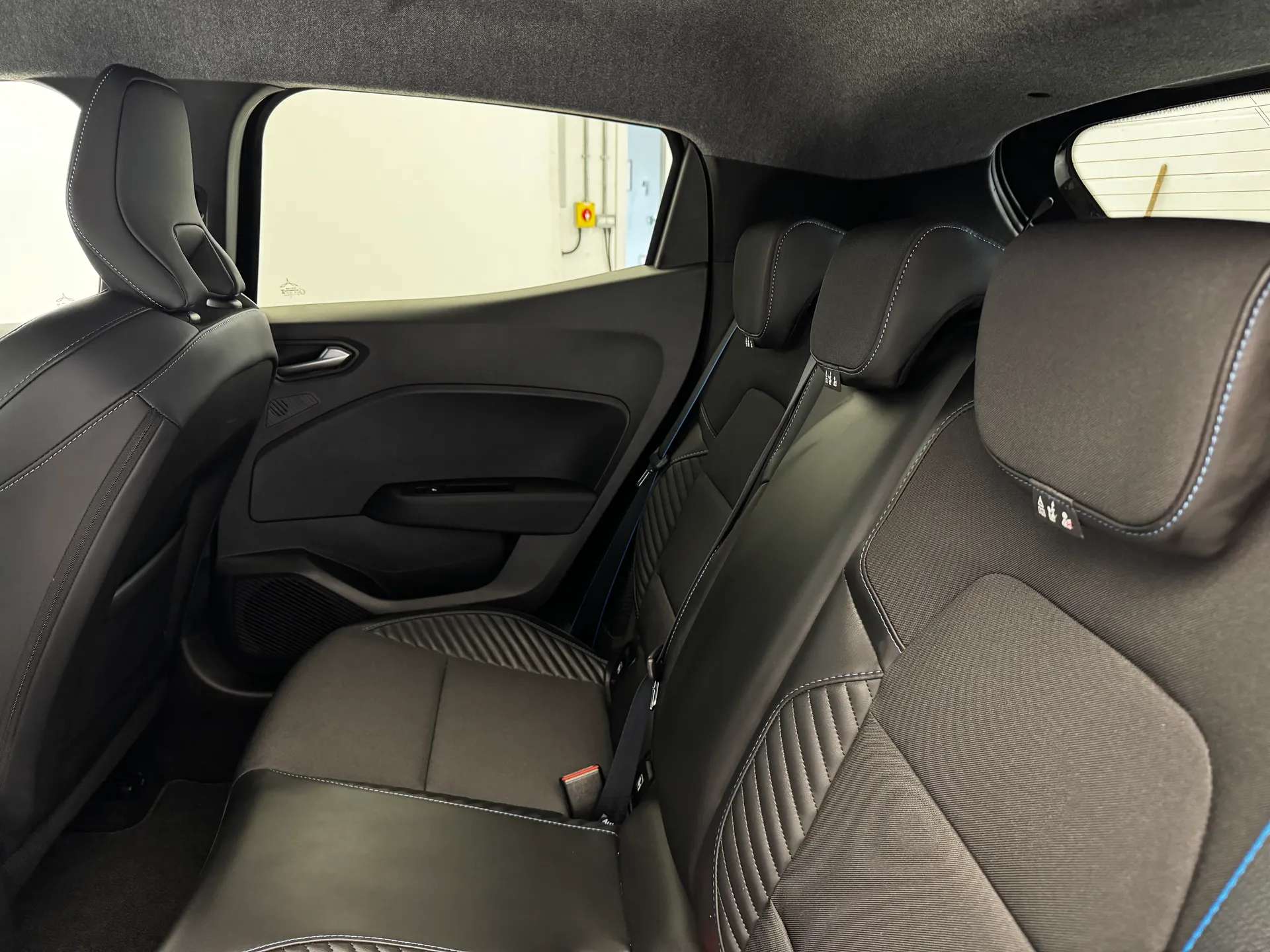 2025 RENAULT CLIO 2025 RENAULT CLIO