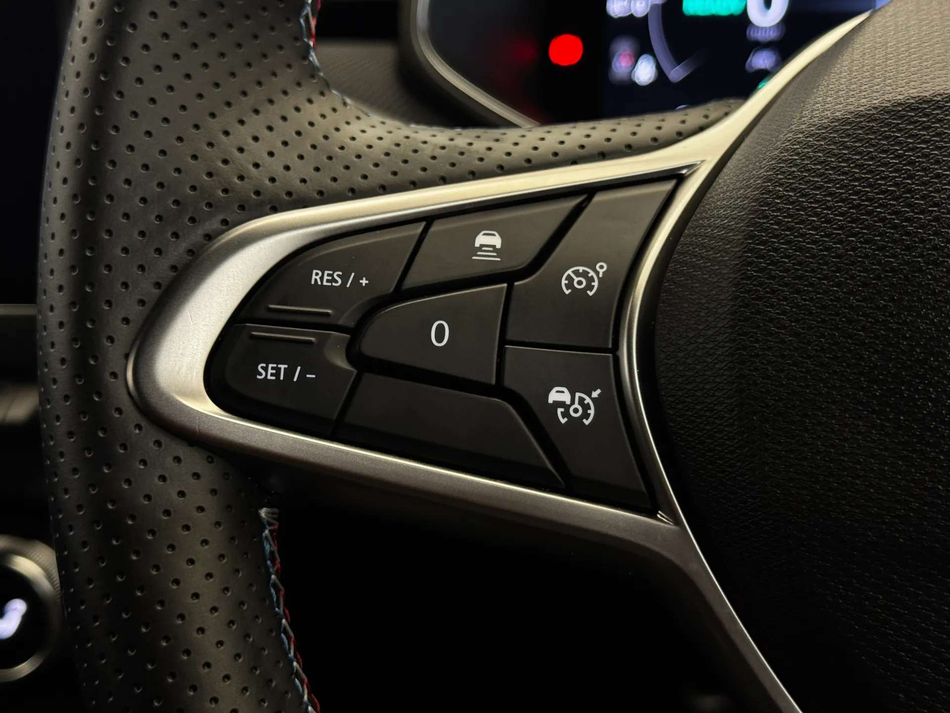 2025 RENAULT CLIO 2025 RENAULT CLIO