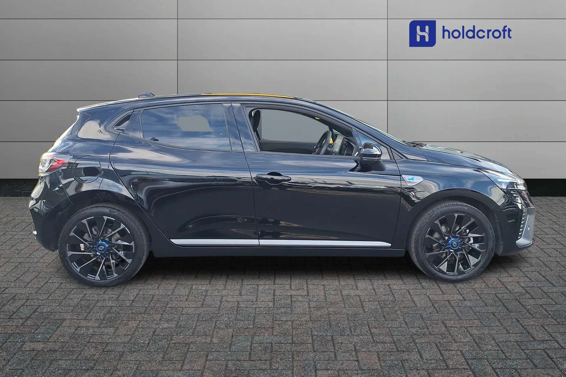 2025 RENAULT CLIO 2025 RENAULT CLIO