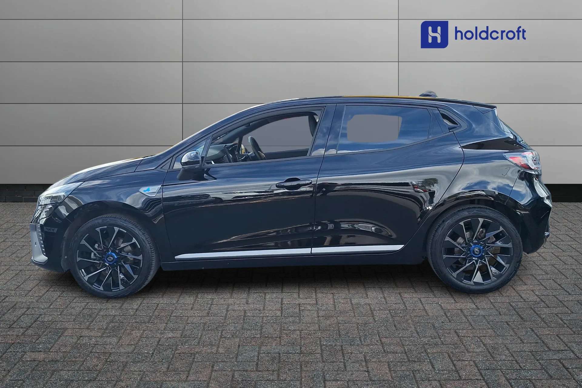 2025 RENAULT CLIO 2025 RENAULT CLIO