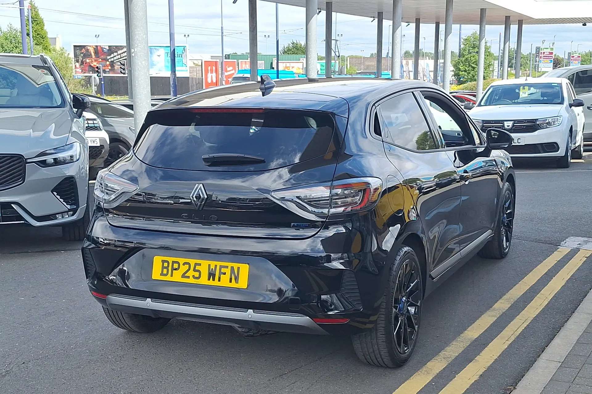 2025 RENAULT CLIO 2025 RENAULT CLIO