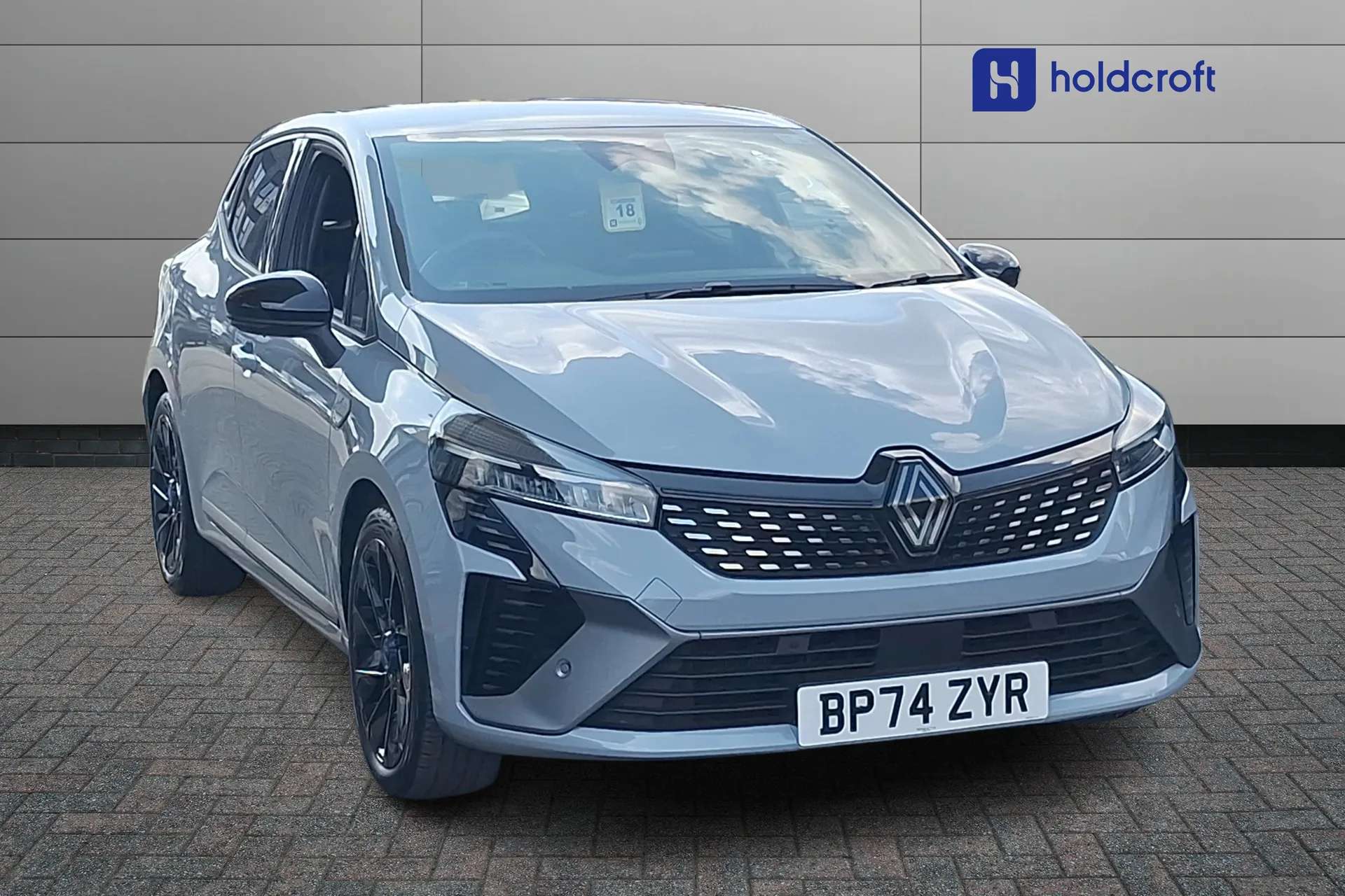 A 2025 RENAULT CLIO 1.6 E-TECH full hybrid 145 Esprit Alpine 5dr Auto A 2025 RENAULT CLIO 1.6 E-TECH full hybrid 145 Esprit Alpine 5dr Auto