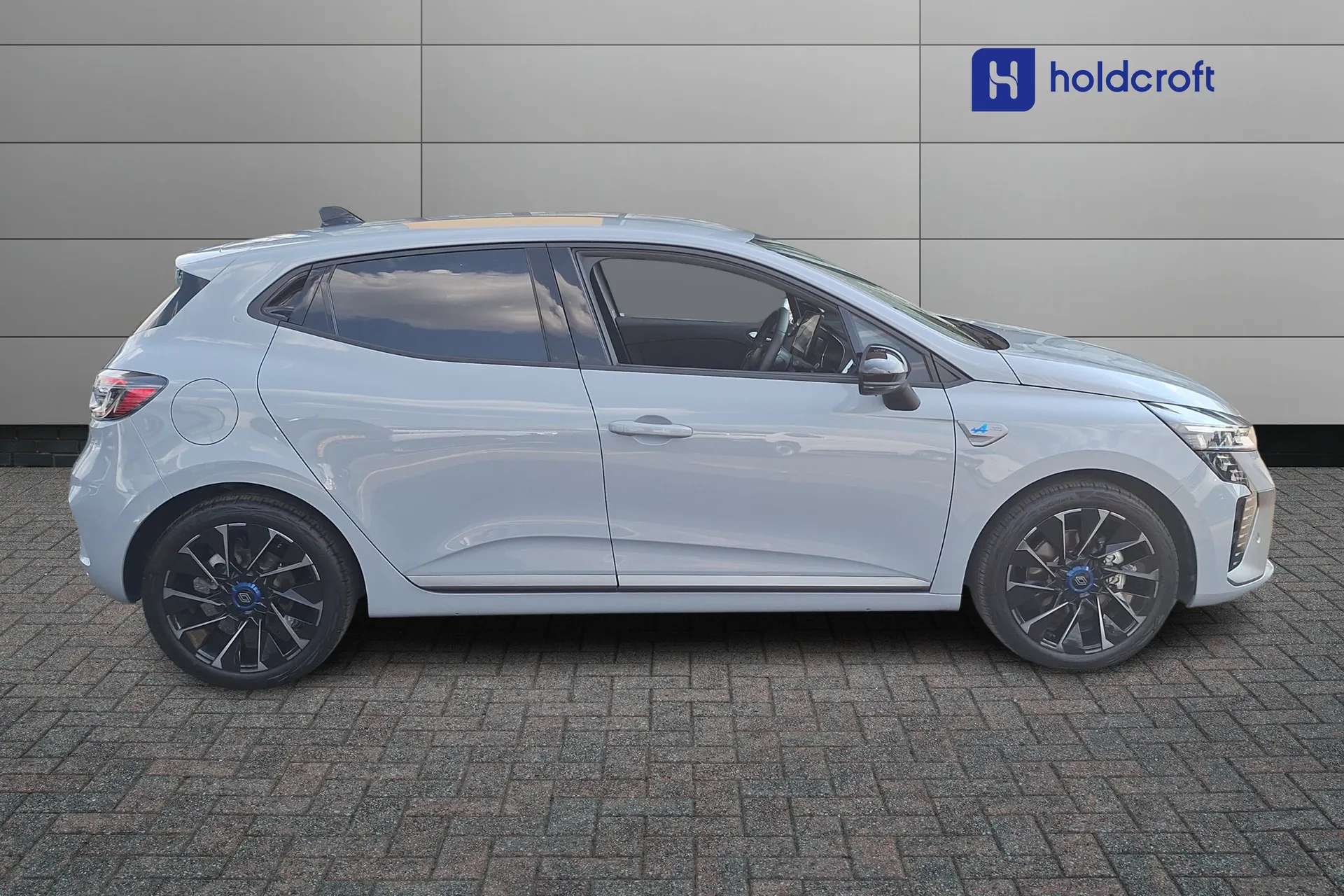2025 RENAULT CLIO 2025 RENAULT CLIO