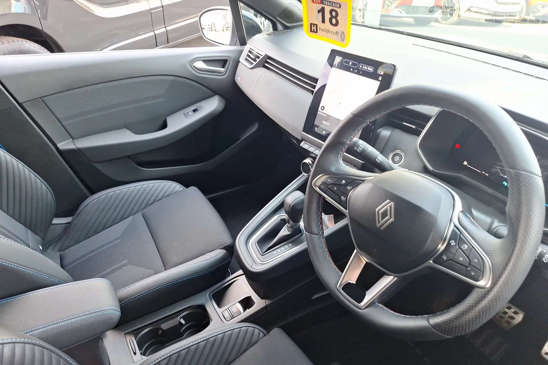 2025 RENAULT CLIO 2025 RENAULT CLIO