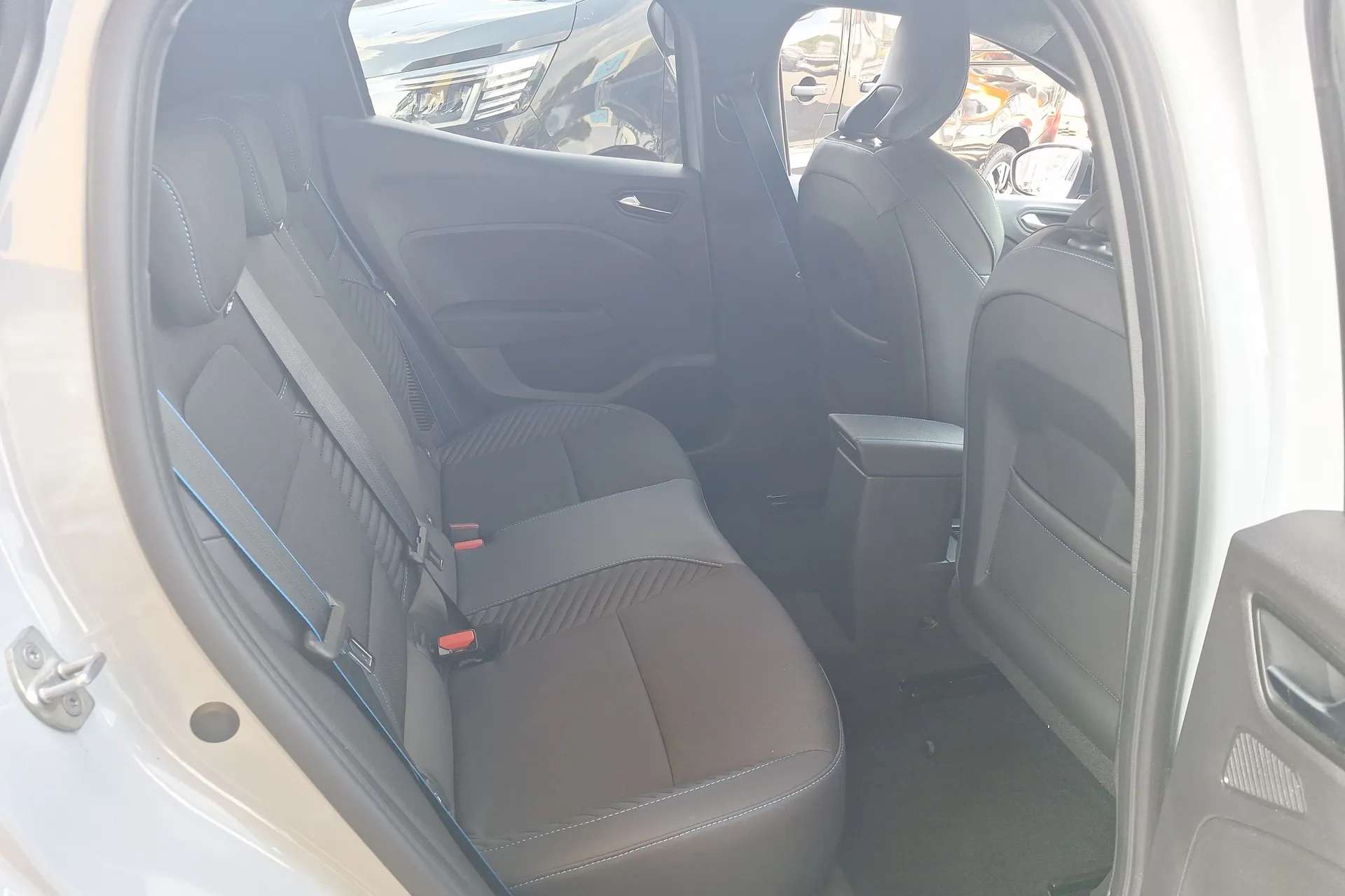 2025 RENAULT CLIO 2025 RENAULT CLIO