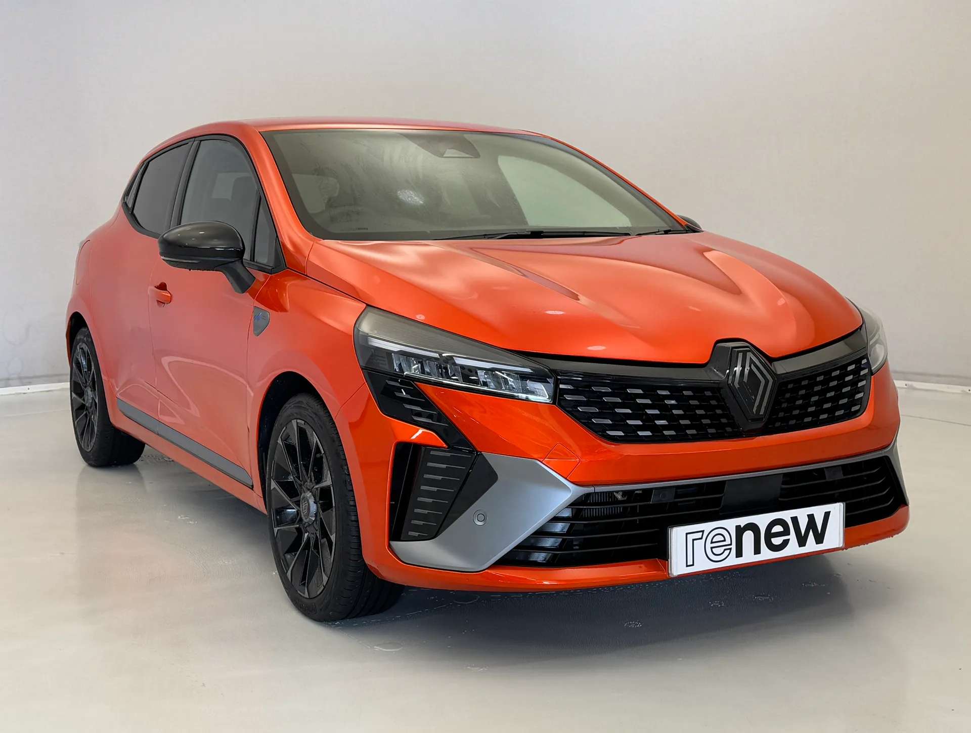 A 2023 RENAULT CLIO 1.6 E-TECH full hybrid 145 Esprit Alpine 5dr Auto A 2023 RENAULT CLIO 1.6 E-TECH full hybrid 145 Esprit Alpine 5dr Auto