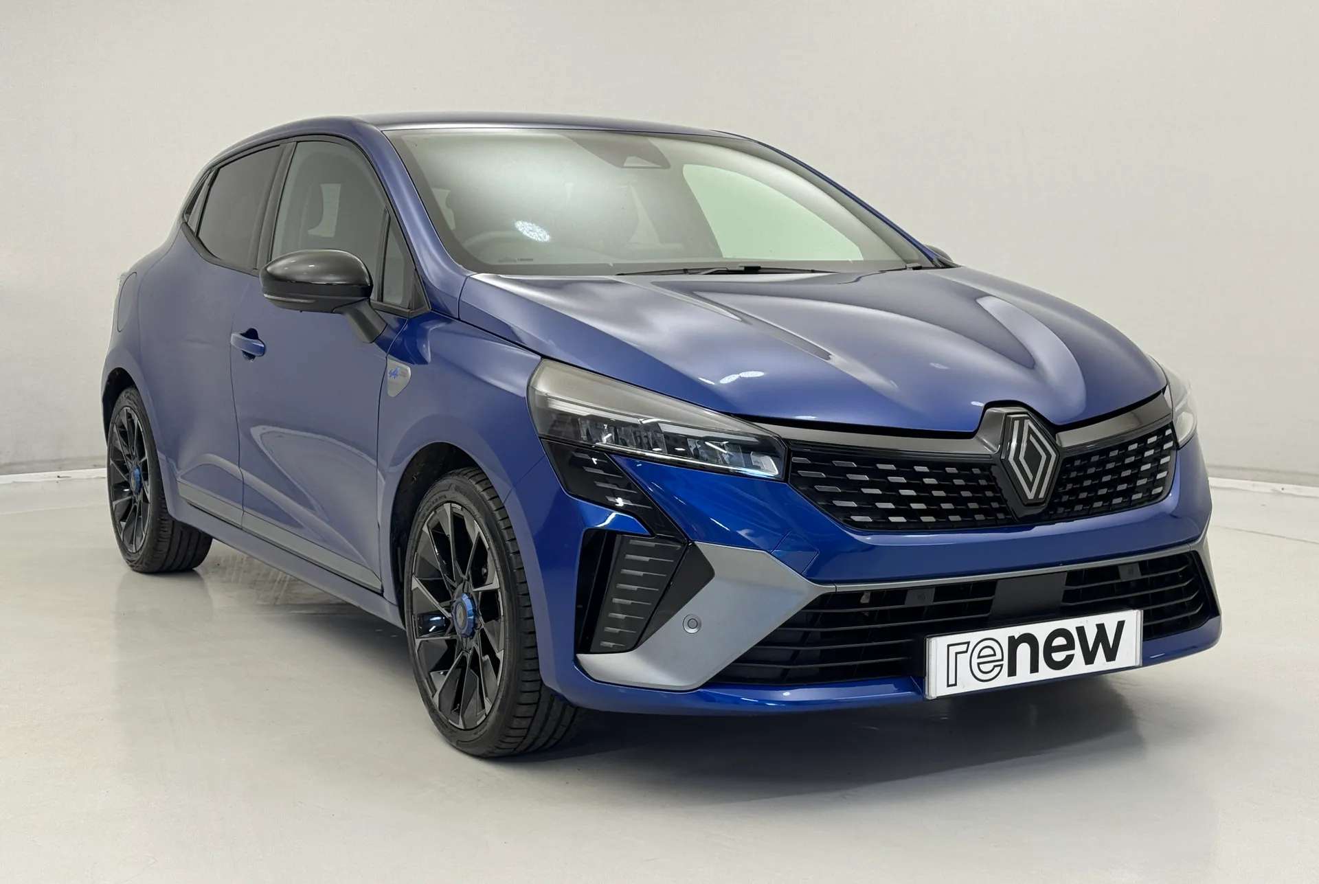 A 2025 RENAULT CLIO 1.6 E-TECH full hybrid 145 Esprit Alpine 5dr Auto A 2025 RENAULT CLIO 1.6 E-TECH full hybrid 145 Esprit Alpine 5dr Auto