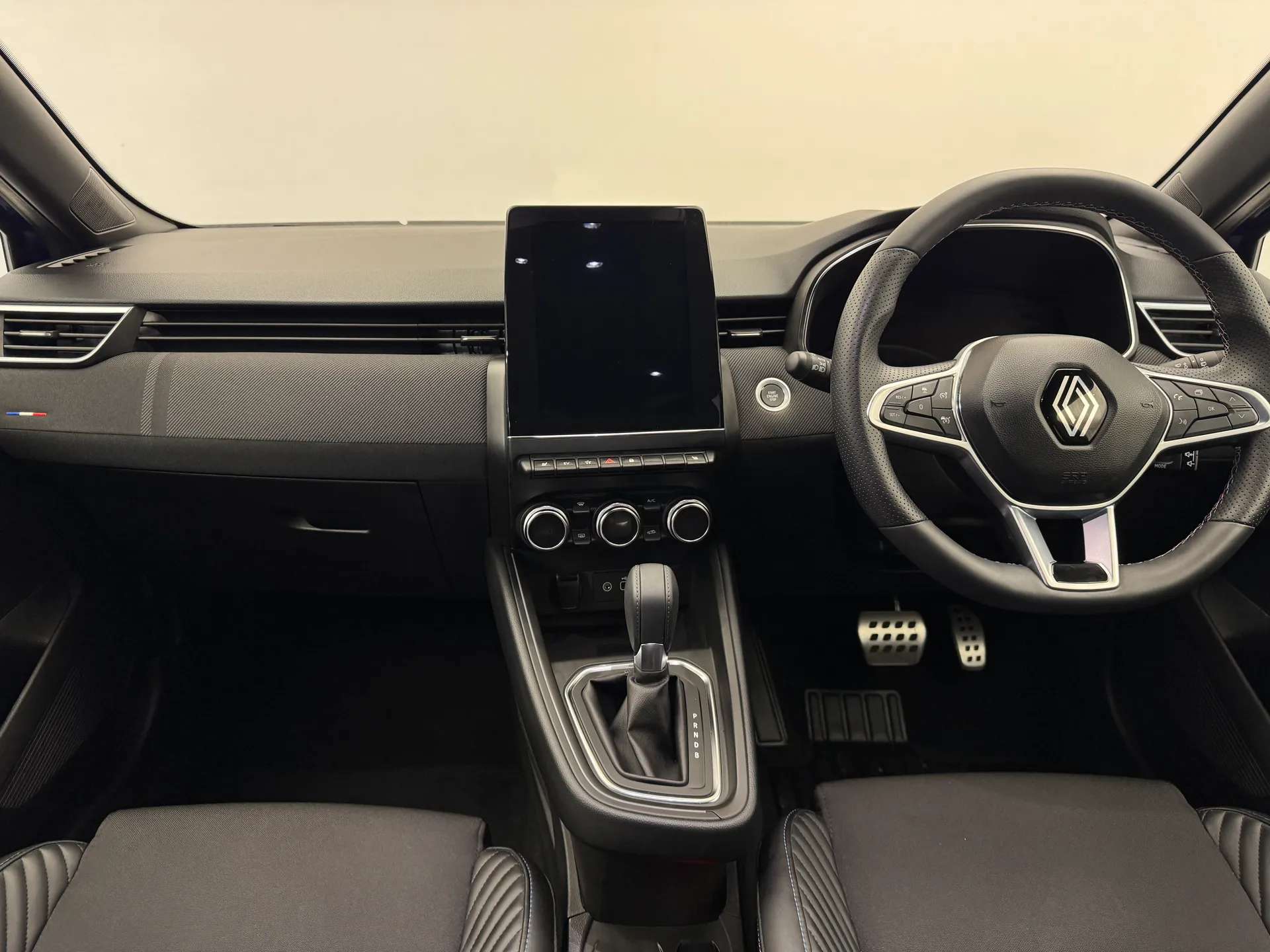 2025 RENAULT CLIO 2025 RENAULT CLIO