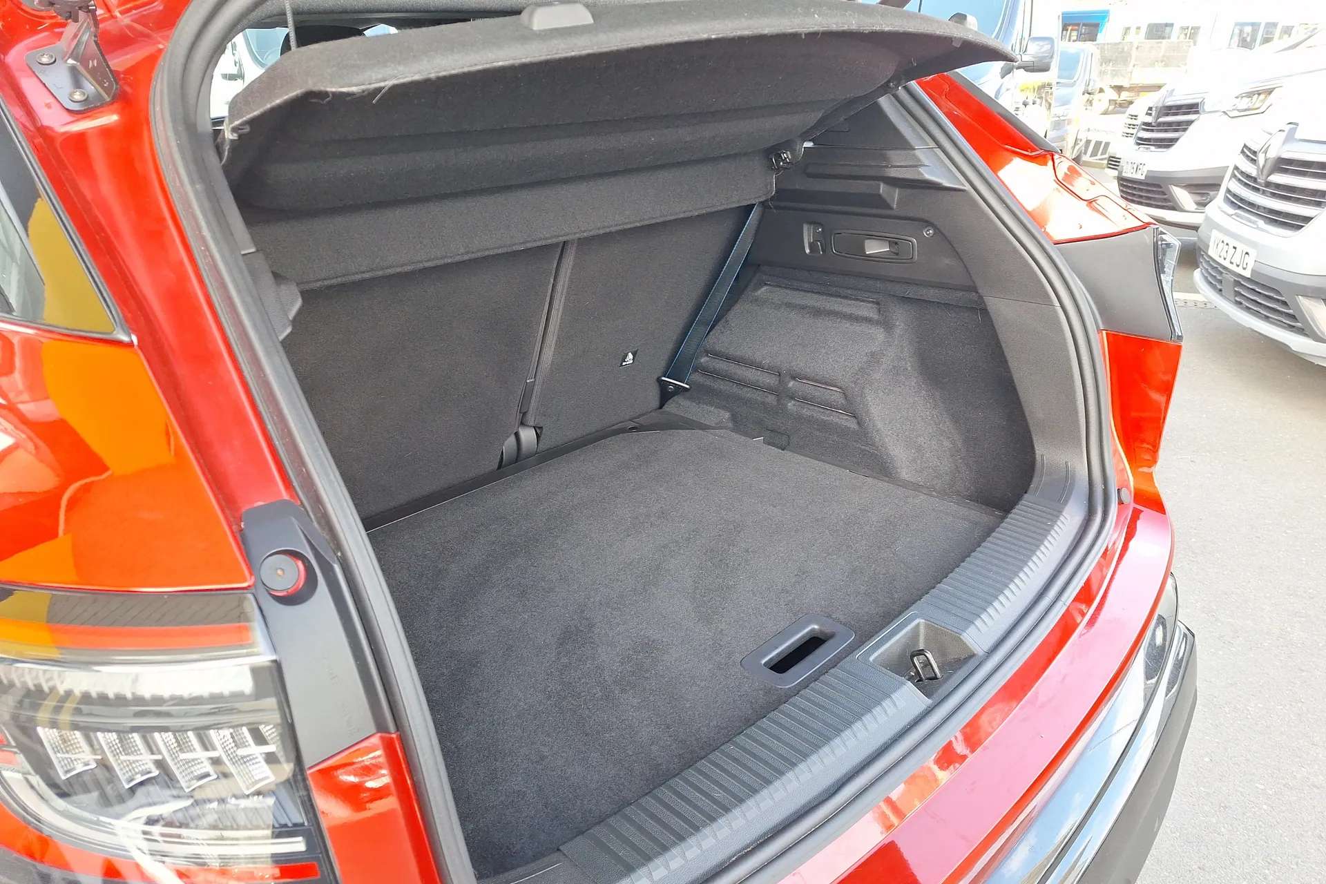 2024 RENAULT AUSTRAL 2024 RENAULT AUSTRAL