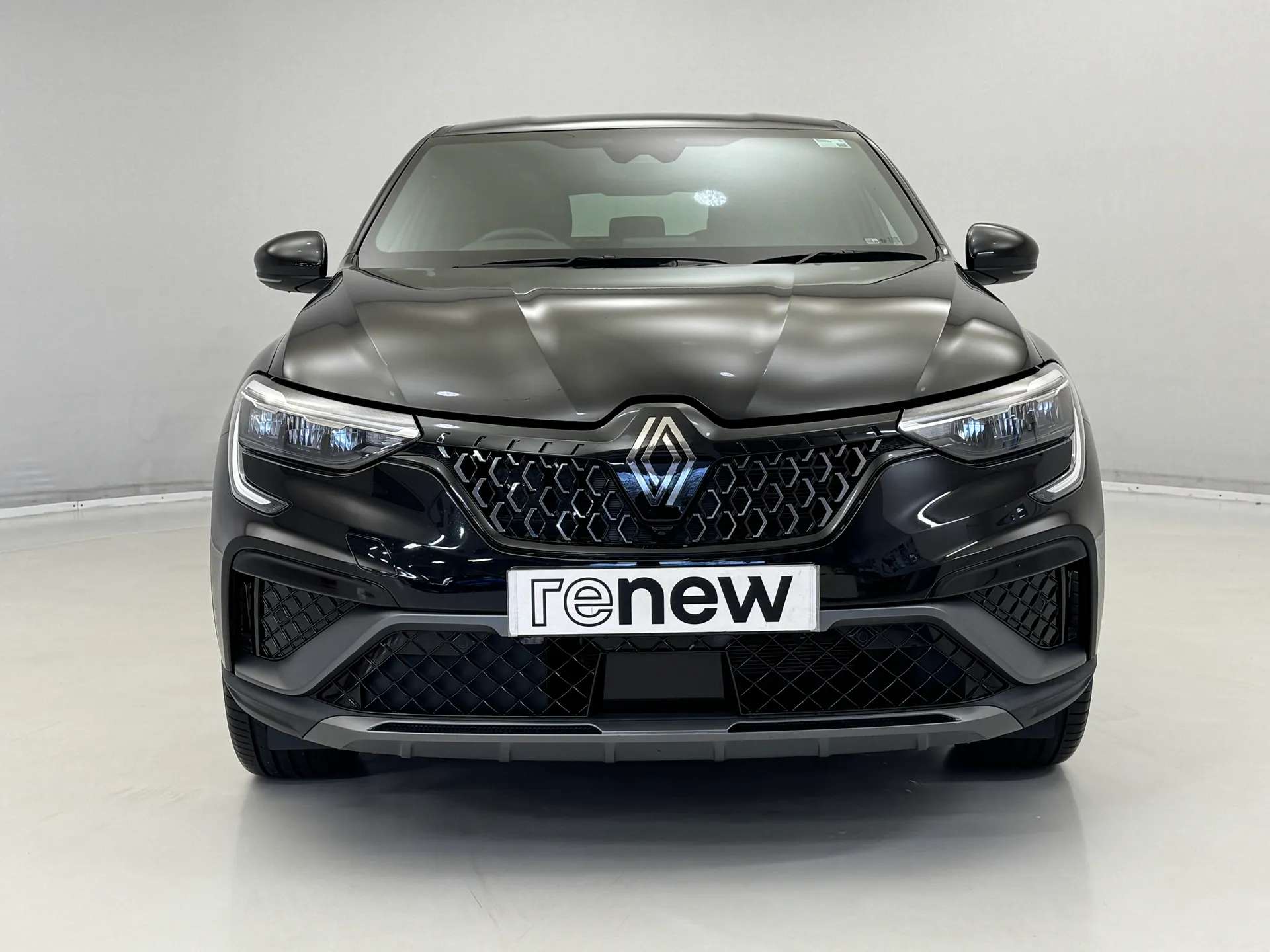 A 2024 RENAULT ARKANA 1.6 E-Tech FHEV 145 Esprit Alpine 5dr Auto A 2024 RENAULT ARKANA 1.6 E-Tech FHEV 145 Esprit Alpine 5dr Auto