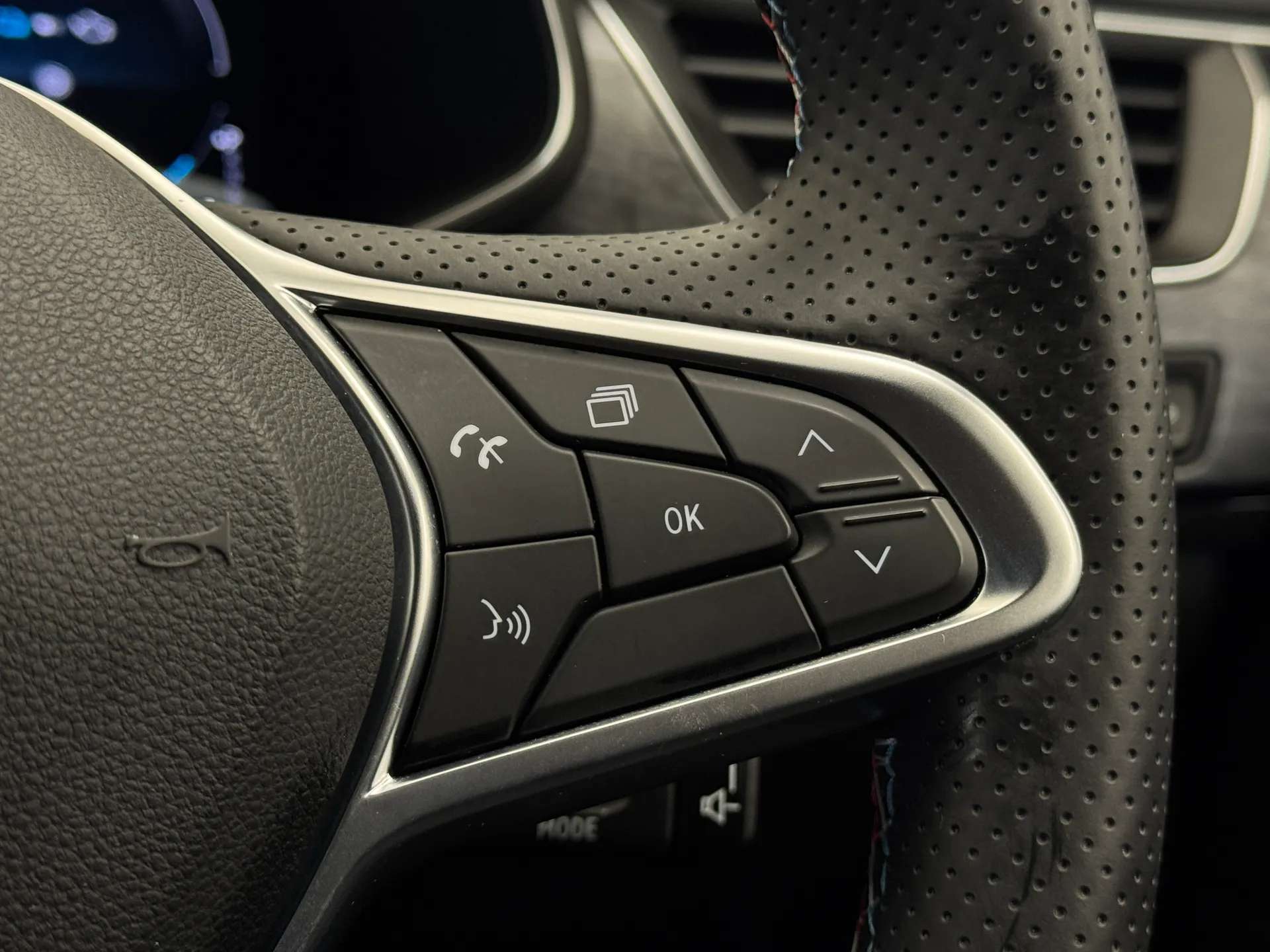 2024 RENAULT ARKANA 2024 RENAULT ARKANA