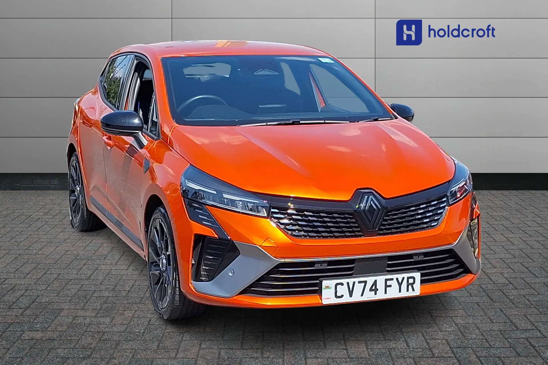 A 2024 RENAULT CLIO 1.6 E-TECH full hybrid 145 Esprit Alpine 5dr Auto A 2024 RENAULT CLIO 1.6 E-TECH full hybrid 145 Esprit Alpine 5dr Auto
