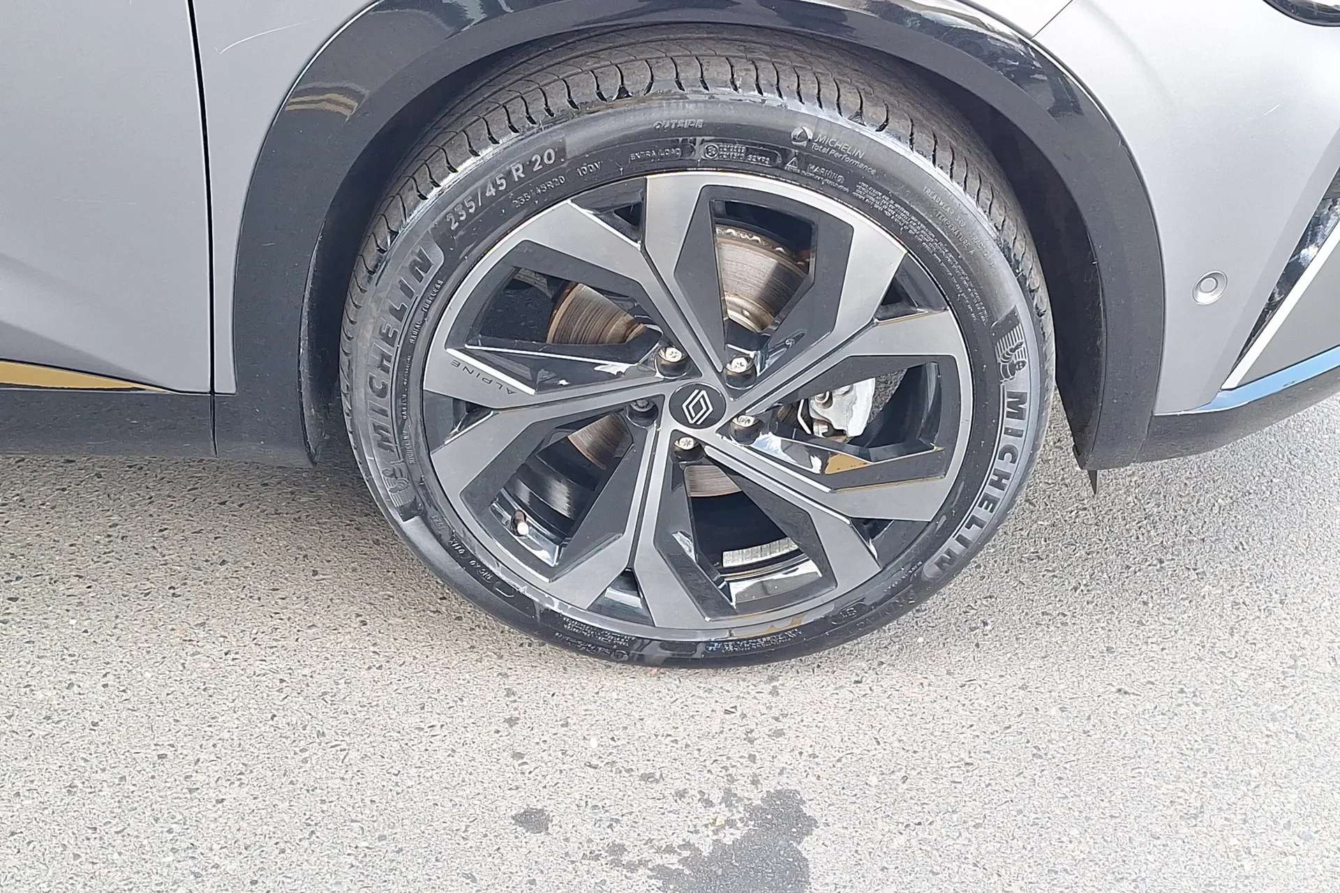 A 2024 RENAULT AUSTRAL E-Tech FHEV Techno Esprit Alpine 5dr Auto A 2024 RENAULT AUSTRAL E-Tech FHEV Techno Esprit Alpine 5dr Auto