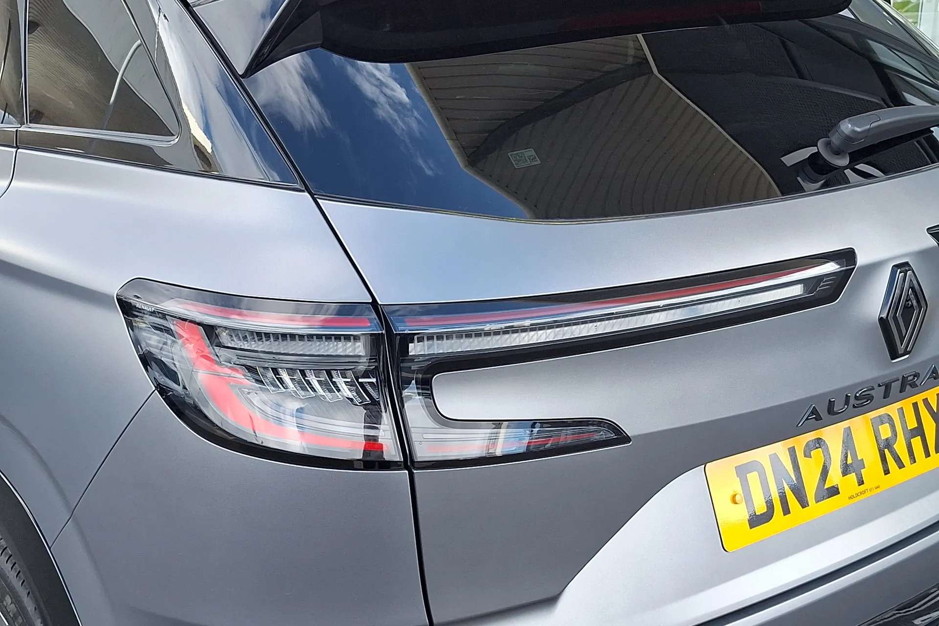 2024 RENAULT AUSTRAL 2024 RENAULT AUSTRAL