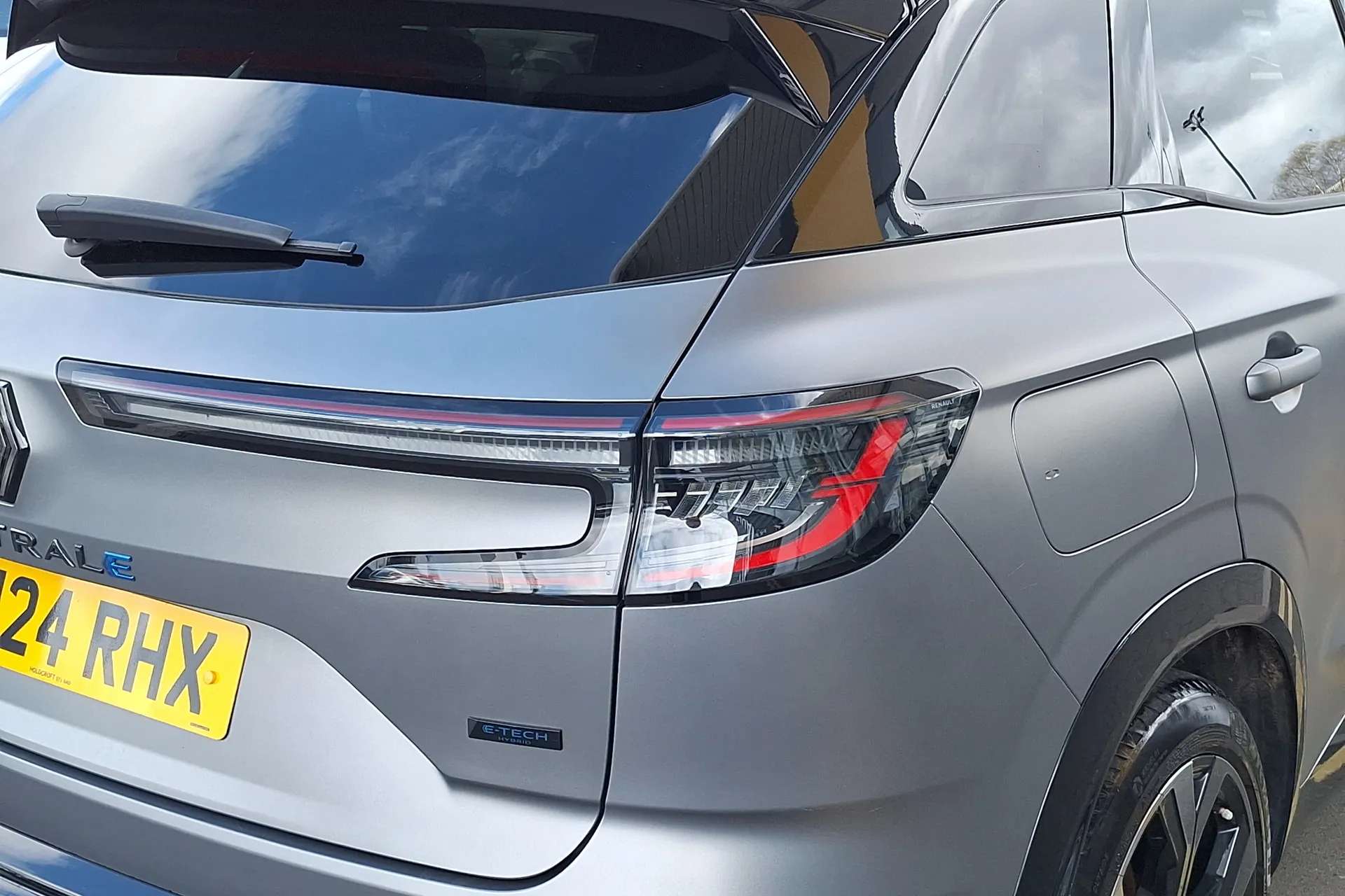 2024 RENAULT AUSTRAL 2024 RENAULT AUSTRAL