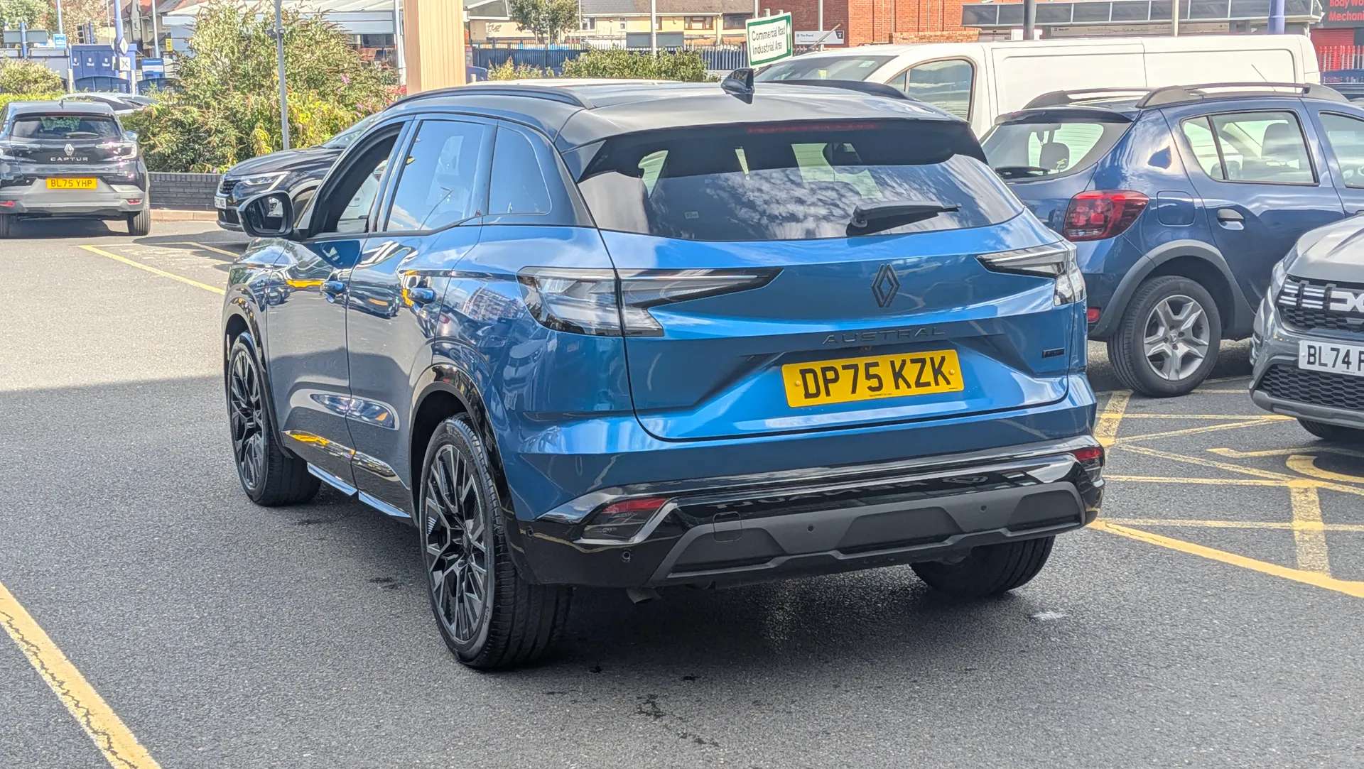 A 2025 RENAULT AUSTRAL E-Tech Full Hybrid Iconic Esprit Alpine 5dr Auto A 2025 RENAULT AUSTRAL E-Tech Full Hybrid Iconic Esprit Alpine 5dr Auto