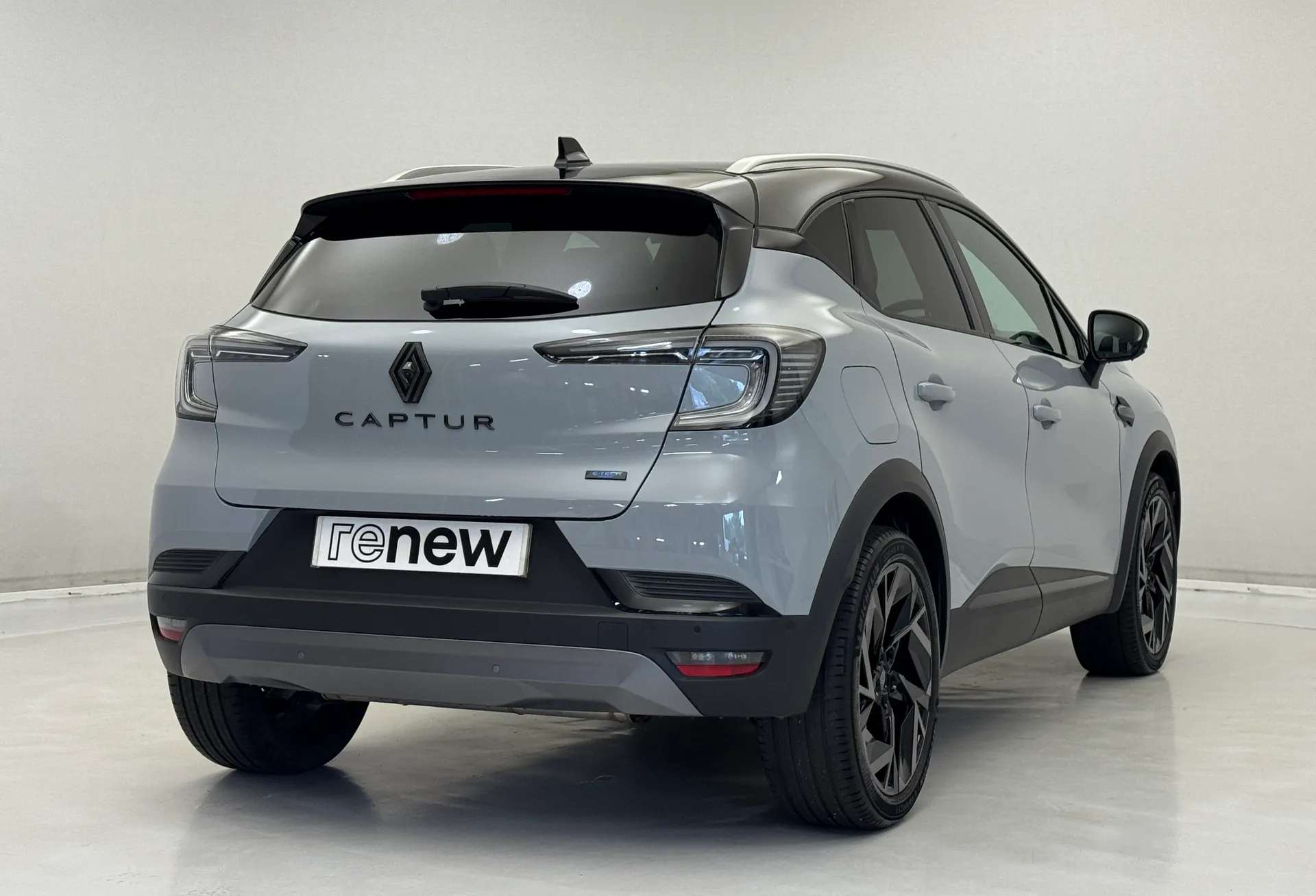 2025 RENAULT CAPTUR 2025 RENAULT CAPTUR