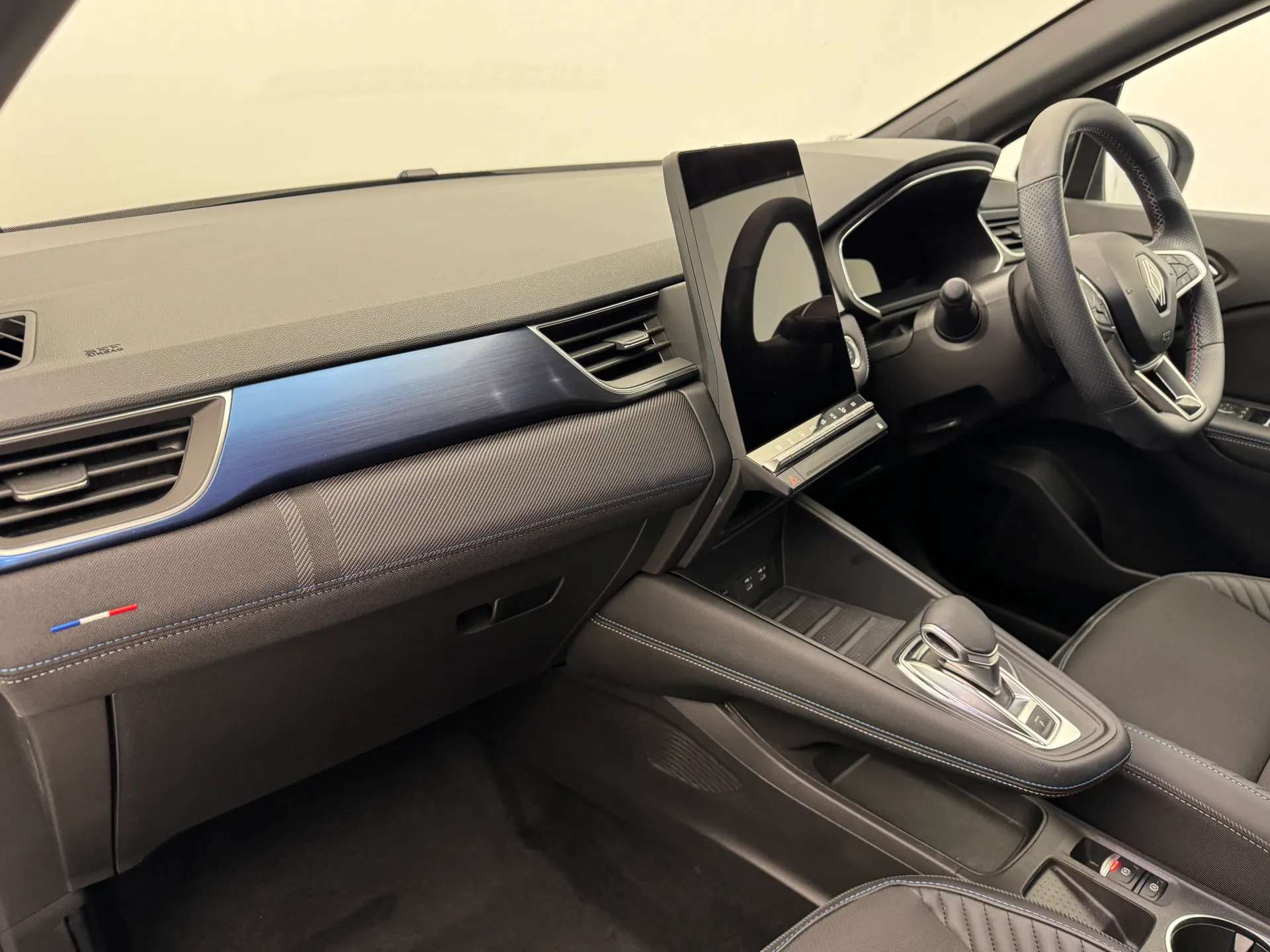 2025 RENAULT CAPTUR 2025 RENAULT CAPTUR