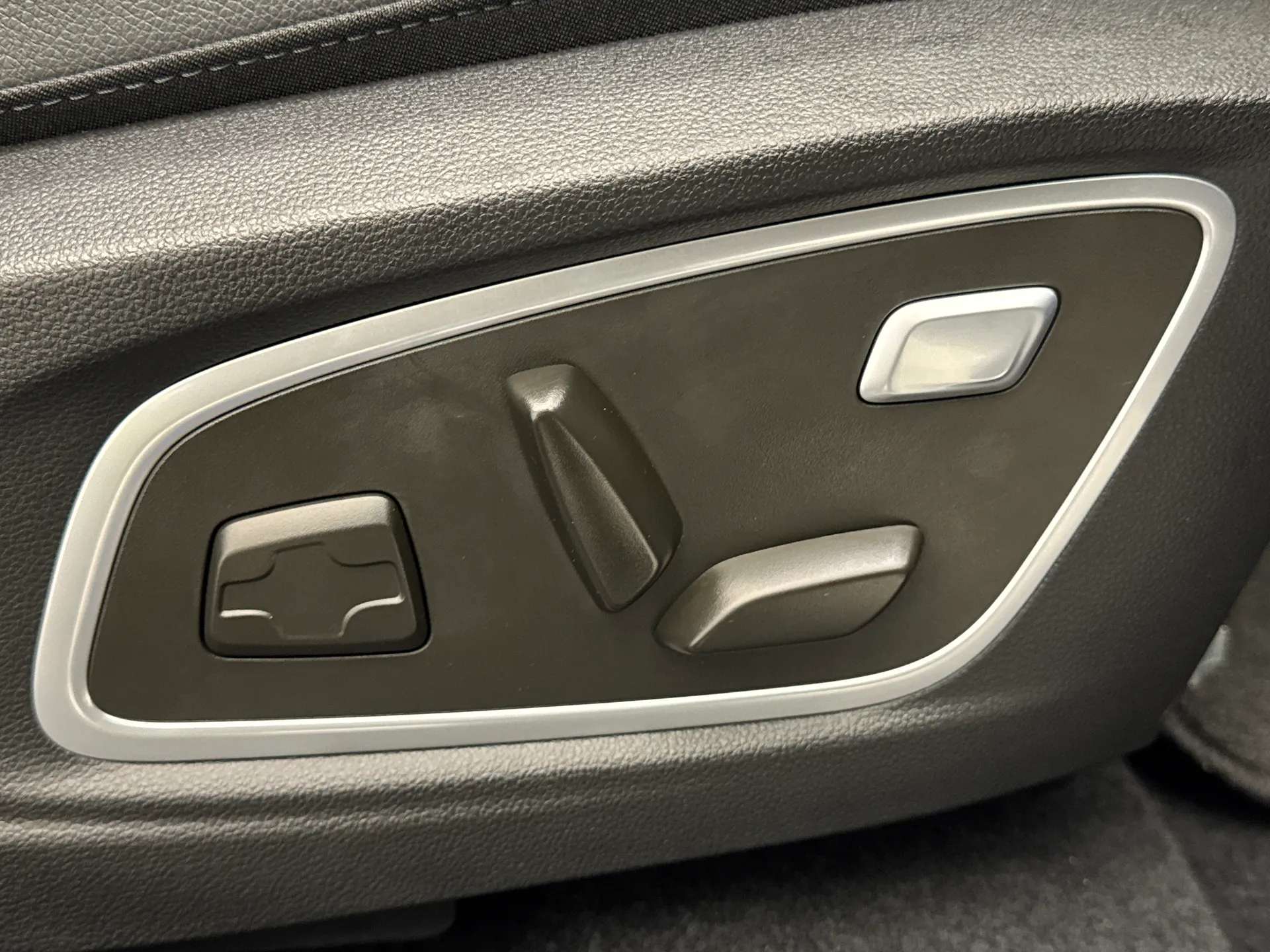 2025 RENAULT AUSTRAL 2025 RENAULT AUSTRAL