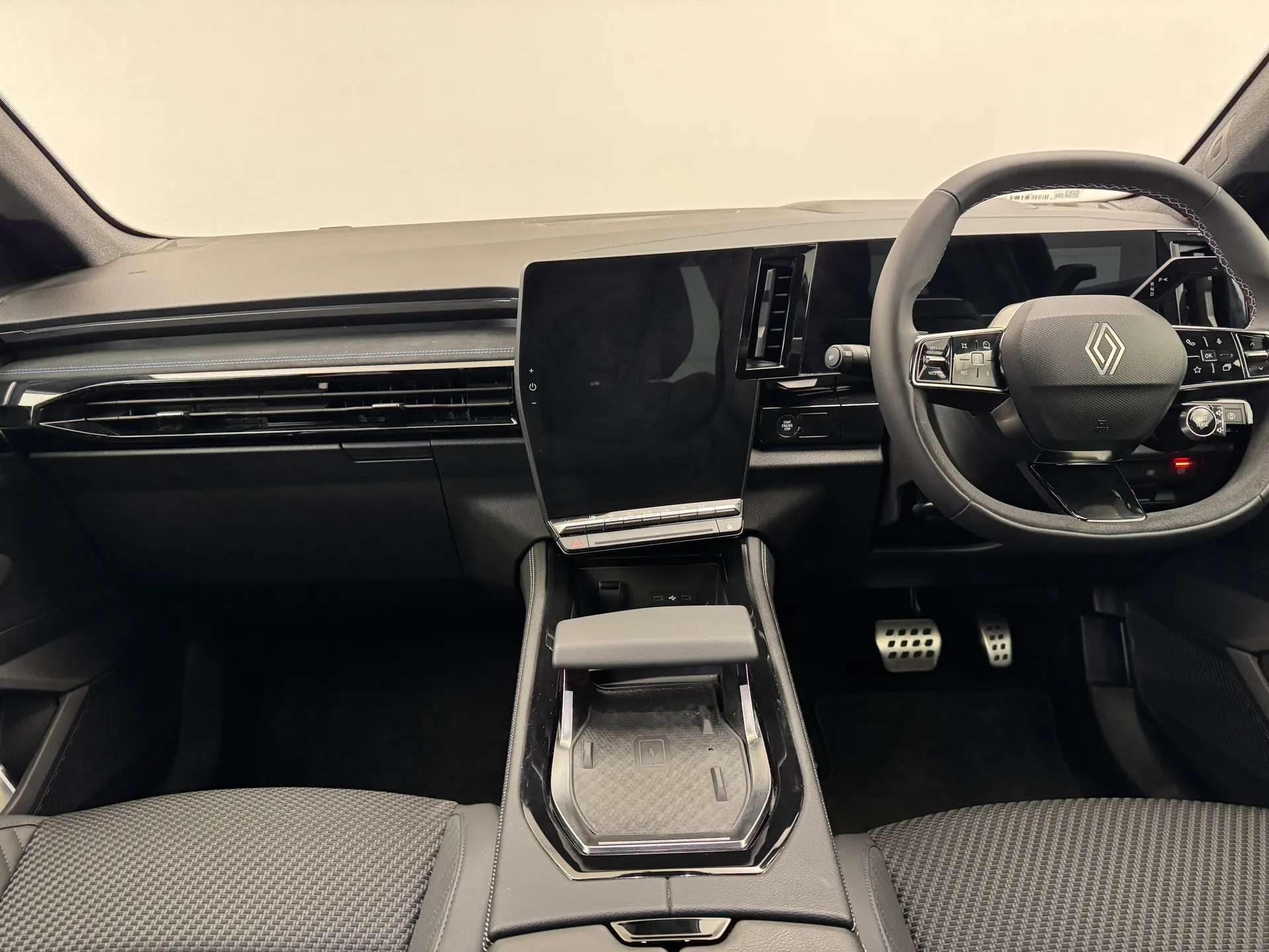 2025 RENAULT AUSTRAL 2025 RENAULT AUSTRAL