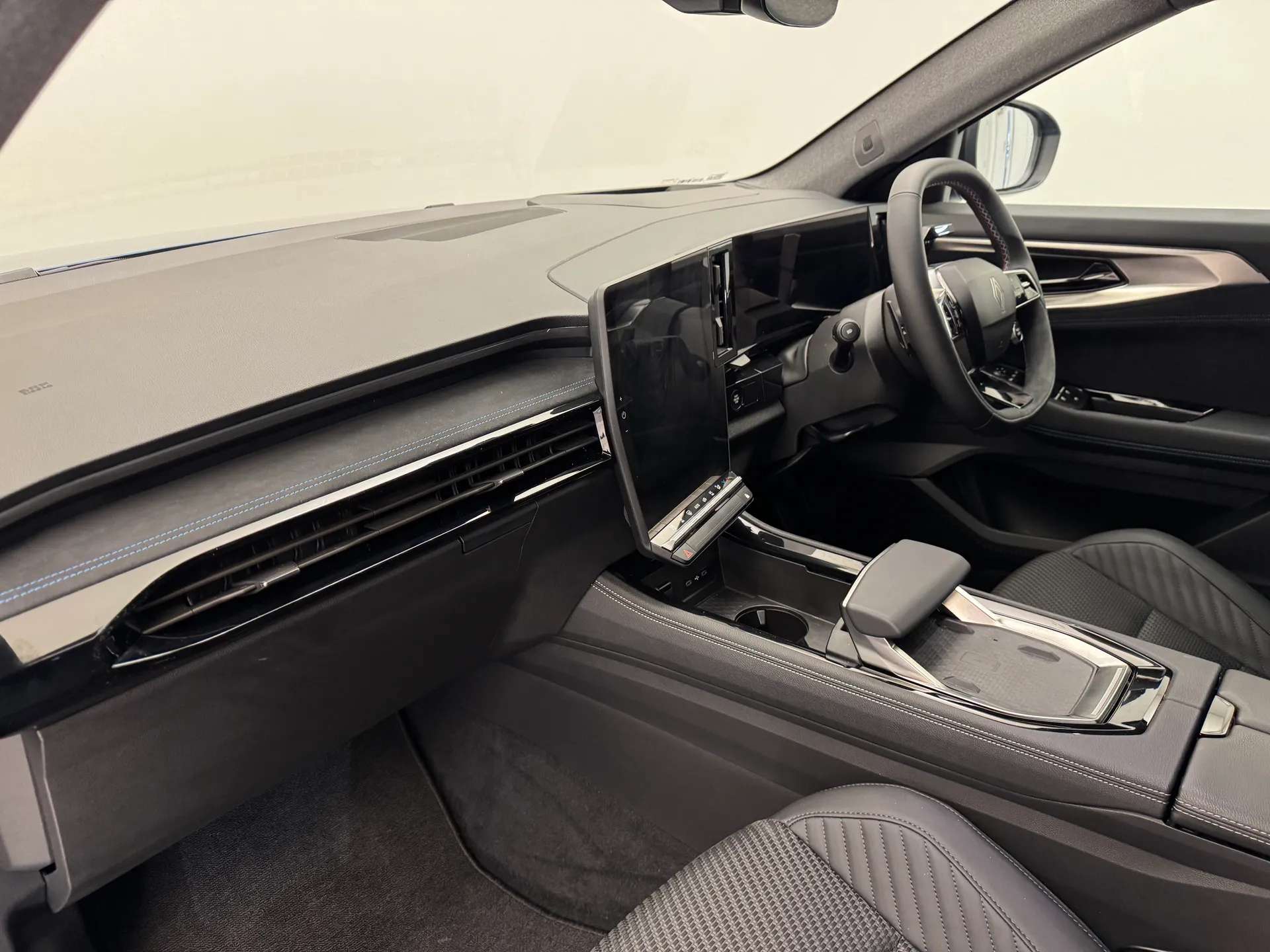 2025 RENAULT AUSTRAL 2025 RENAULT AUSTRAL