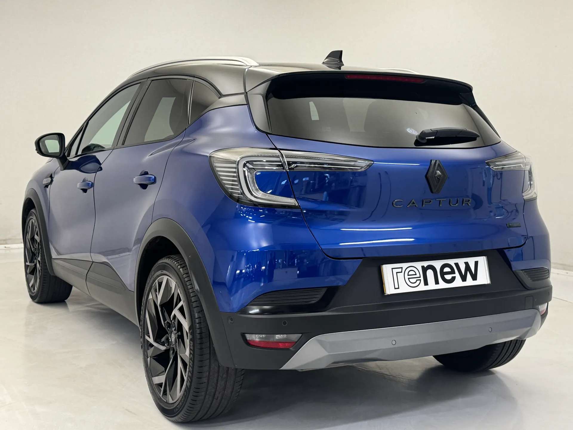 2025 RENAULT CAPTUR 2025 RENAULT CAPTUR