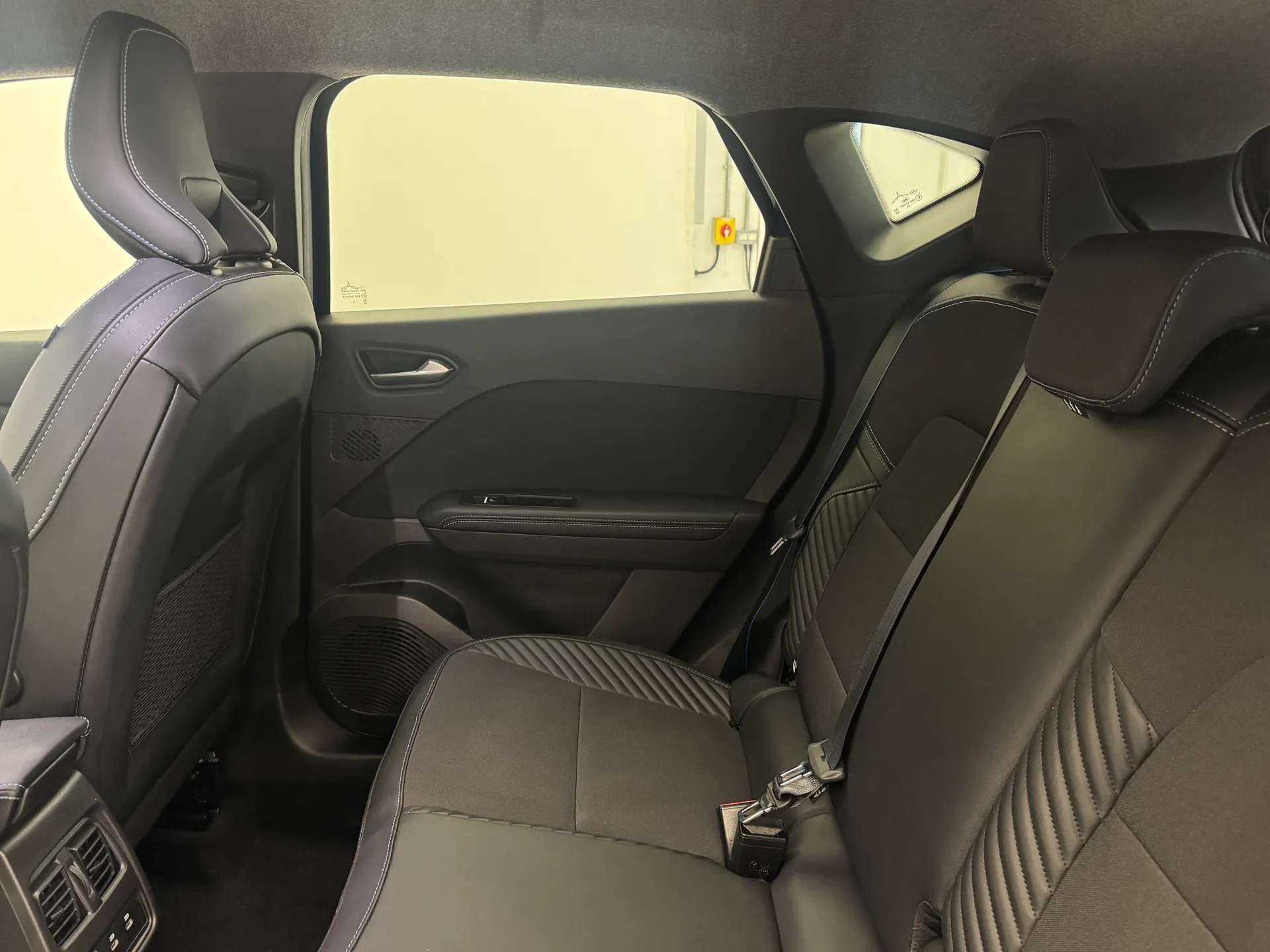 2025 RENAULT CAPTUR 2025 RENAULT CAPTUR