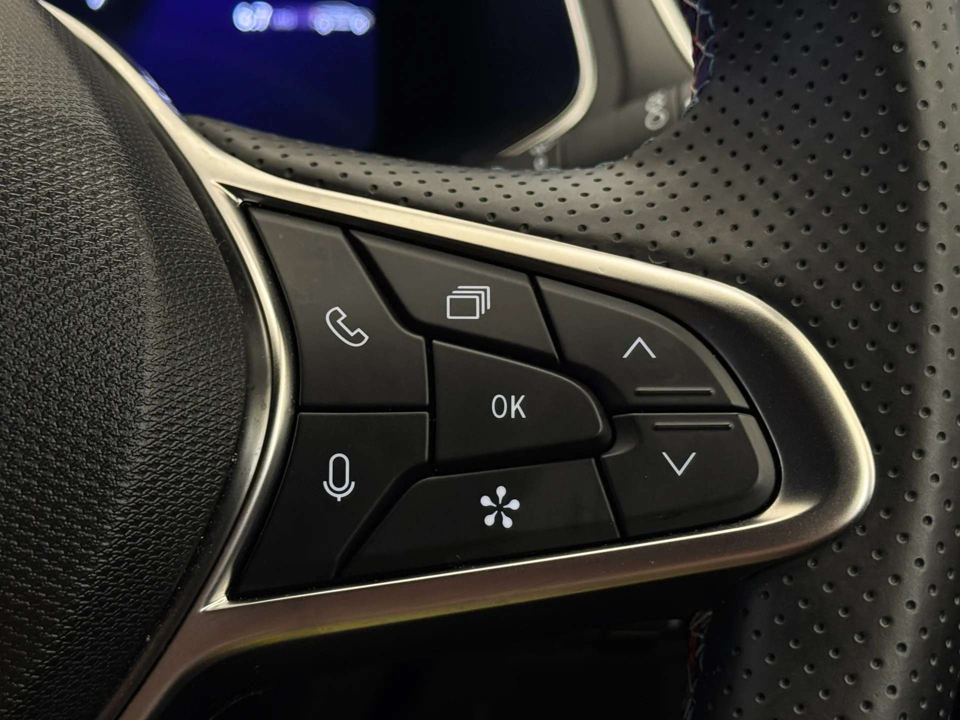 2025 RENAULT SYMBIOZ 2025 RENAULT SYMBIOZ