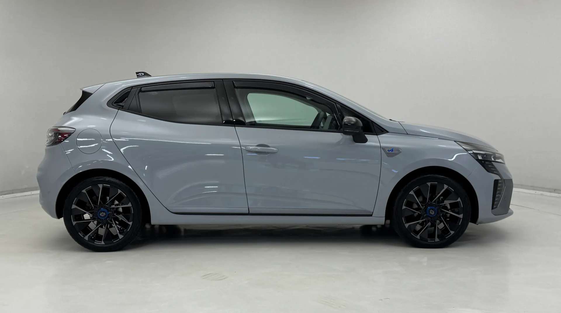 2023 RENAULT CLIO 2023 RENAULT CLIO