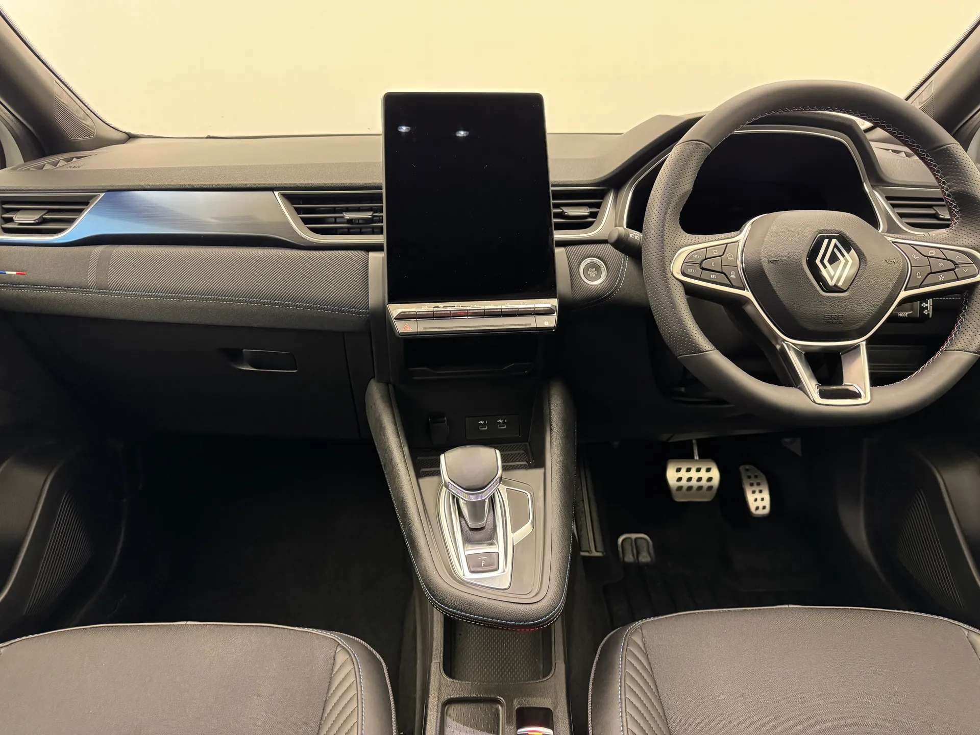 2024 RENAULT CAPTUR 2024 RENAULT CAPTUR