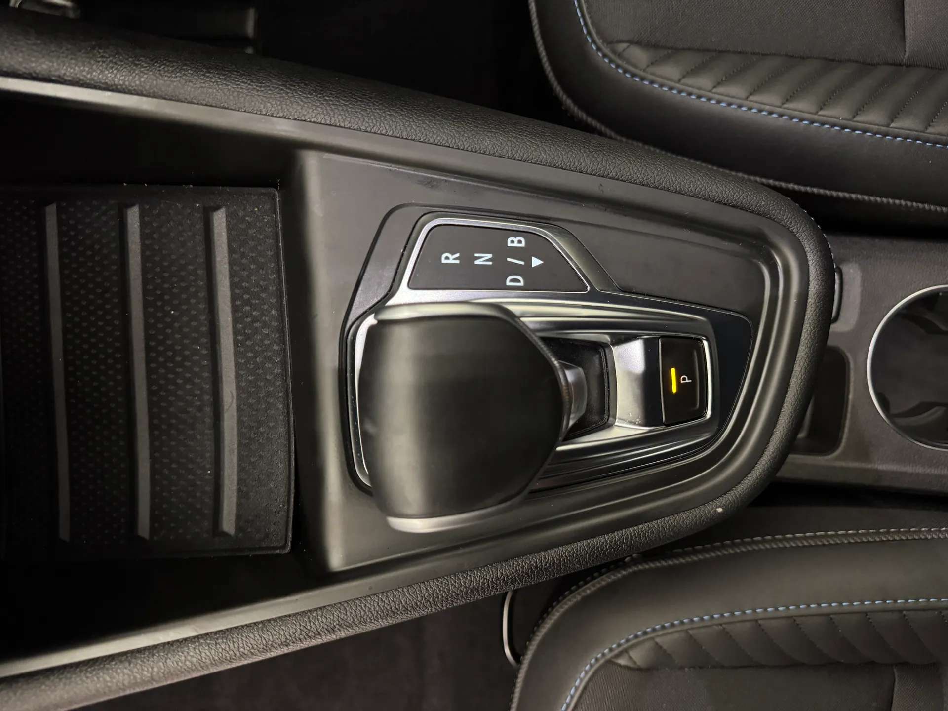 2024 RENAULT CAPTUR 2024 RENAULT CAPTUR