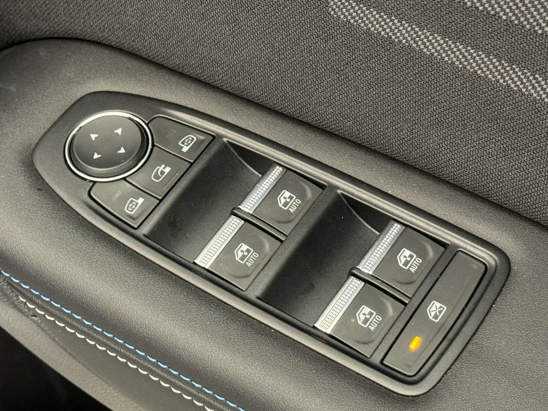 2024 RENAULT CAPTUR 2024 RENAULT CAPTUR