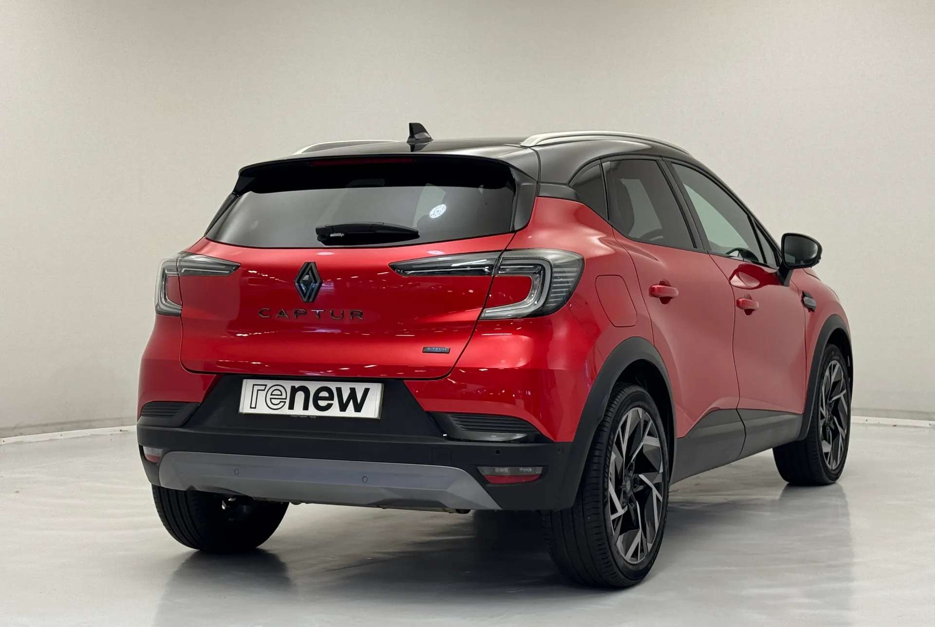 2025 RENAULT CAPTUR 2025 RENAULT CAPTUR