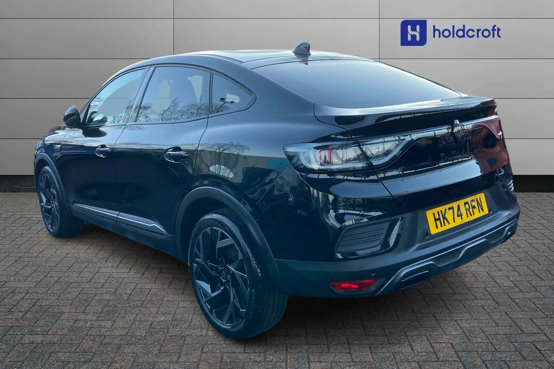 A 2024 RENAULT ARKANA 1.6 E-Tech FHEV 145 Esprit Alpine 5dr Auto A 2024 RENAULT ARKANA 1.6 E-Tech FHEV 145 Esprit Alpine 5dr Auto