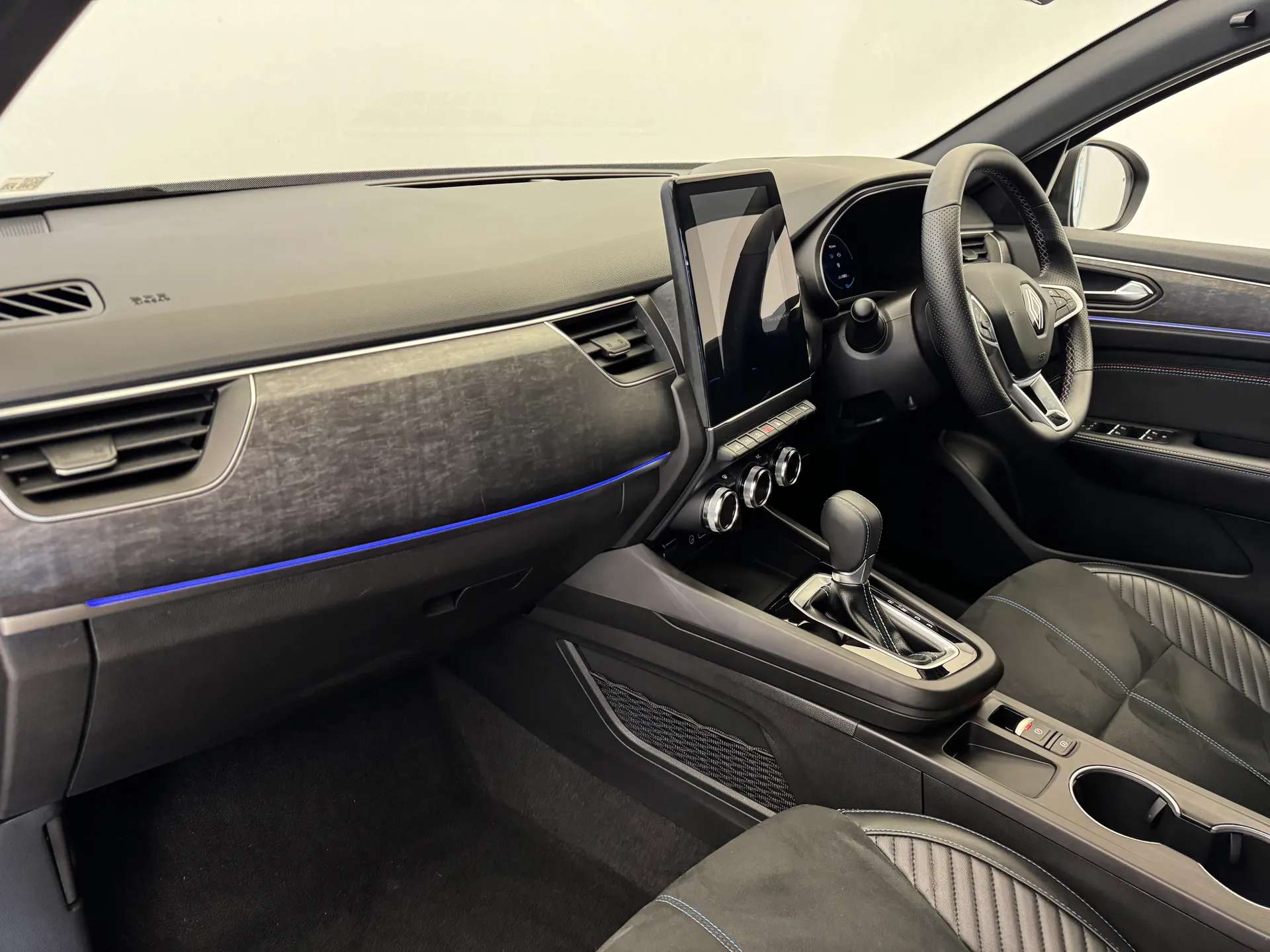2024 RENAULT ARKANA 2024 RENAULT ARKANA