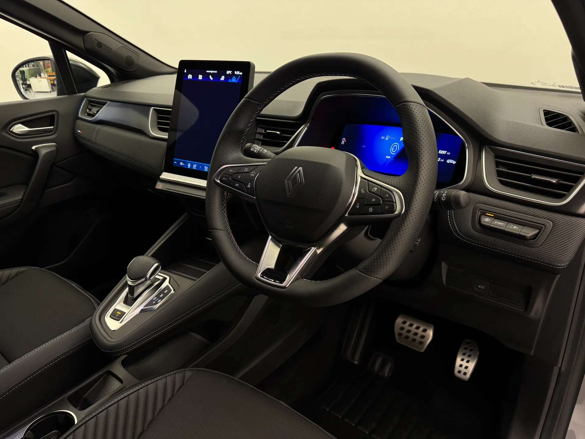 2025 RENAULT SYMBIOZ 2025 RENAULT SYMBIOZ