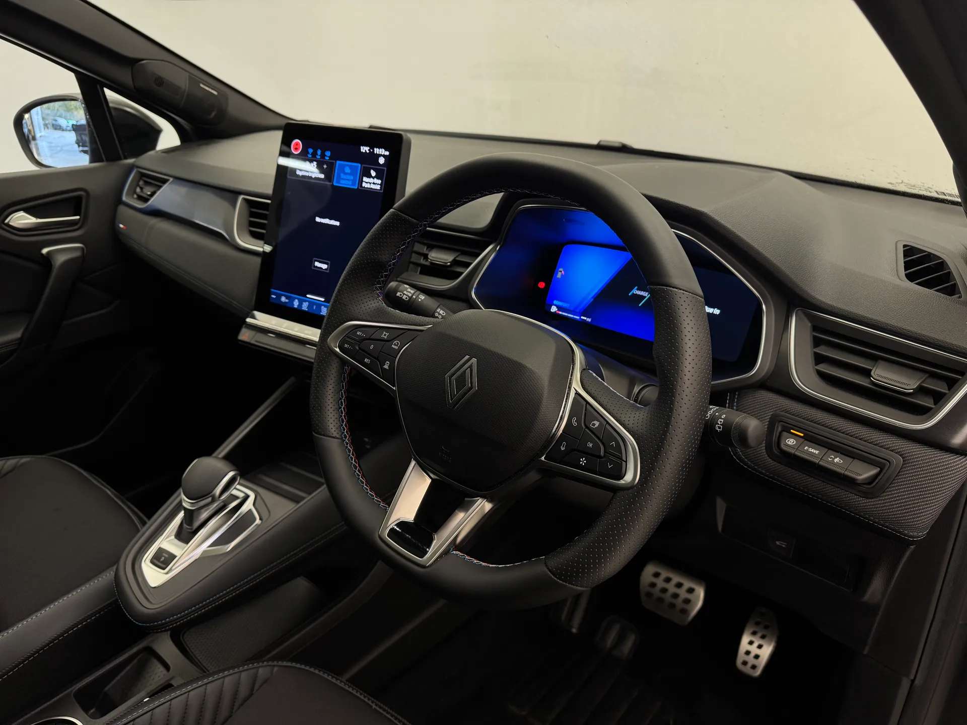 2025 RENAULT SYMBIOZ 2025 RENAULT SYMBIOZ
