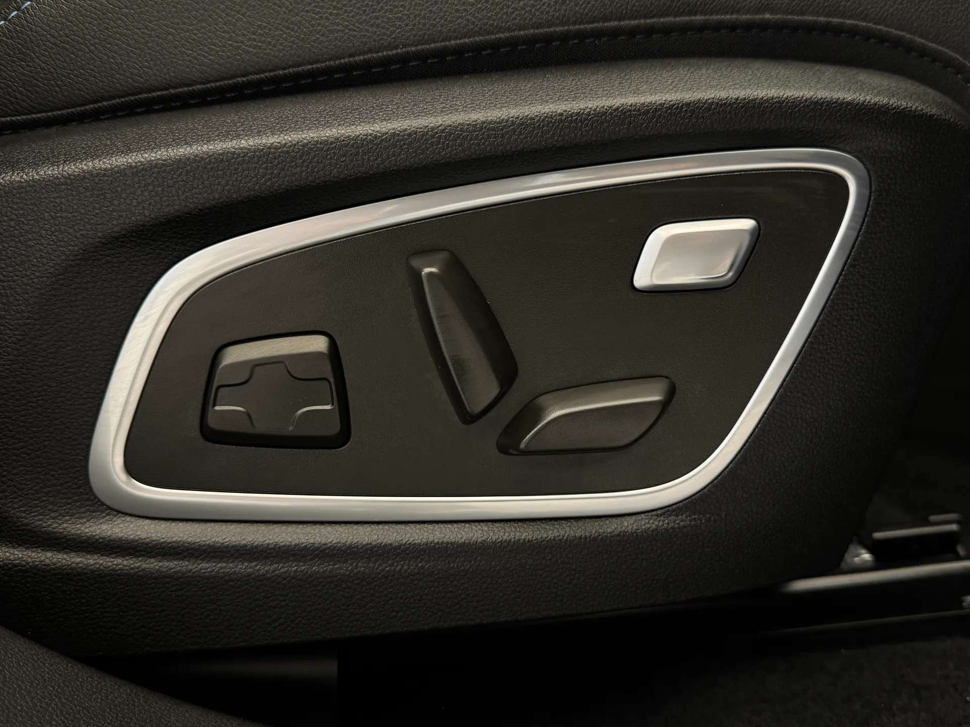 2025 RENAULT AUSTRAL 2025 RENAULT AUSTRAL